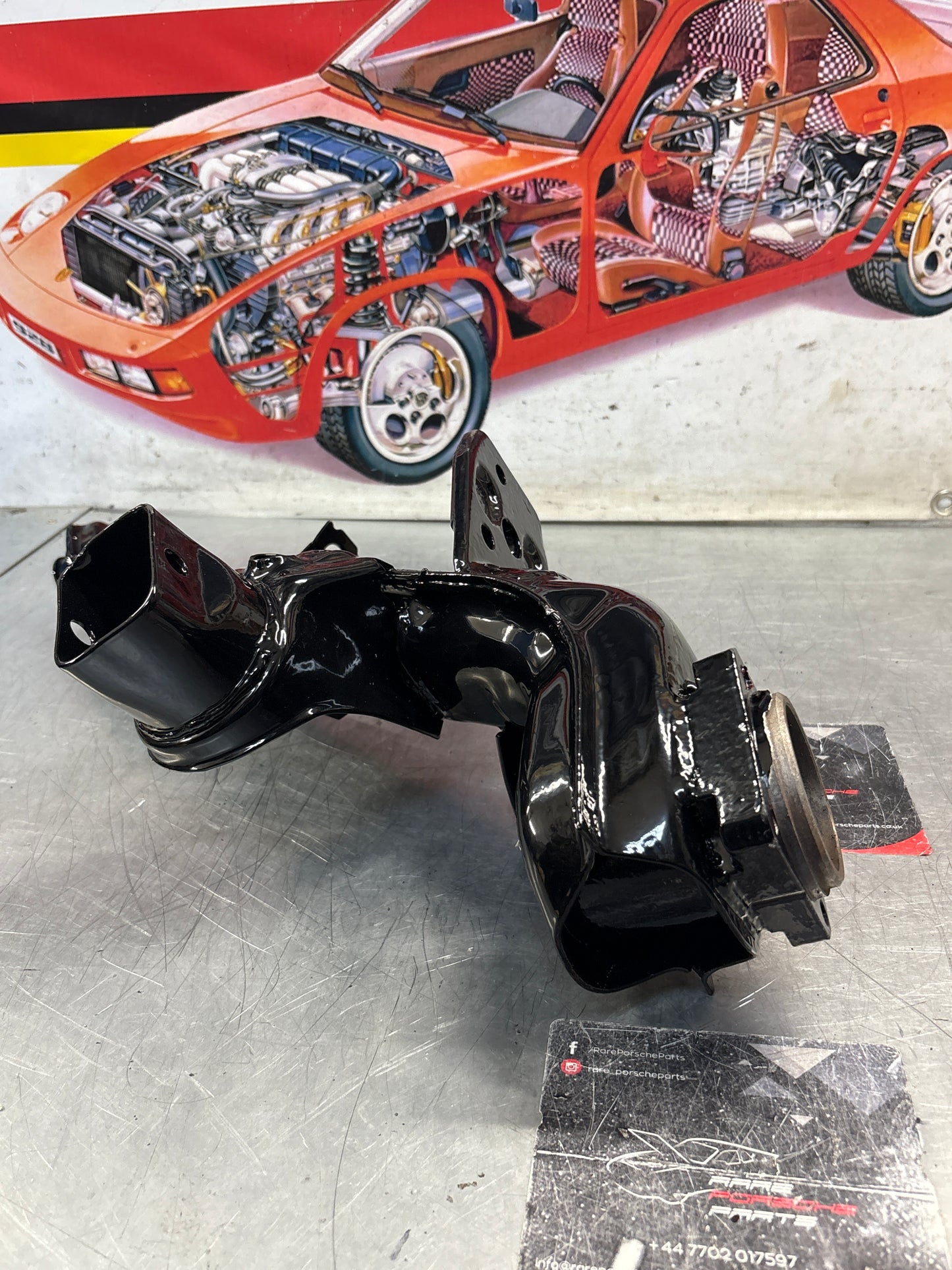 Porsche 924 944  -85.5 Rear left trailing arm,  refurbished 94433102100