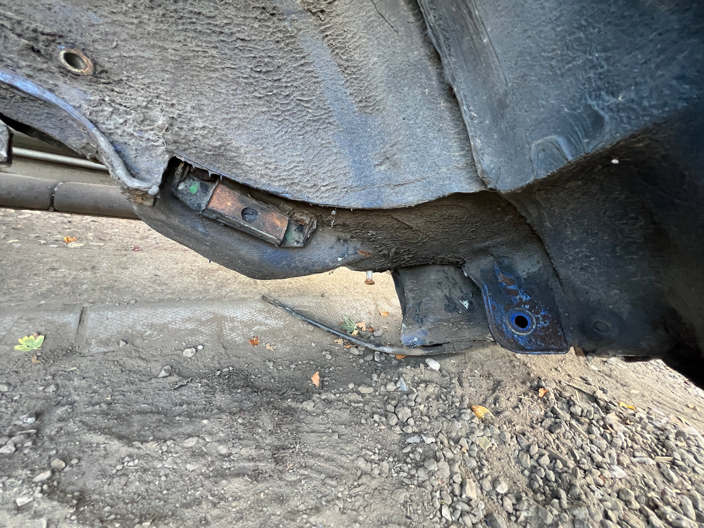 Porsche 944 S2 / Turbo 1991 Right side cut, rear fender with sill 94450390403 94450361200