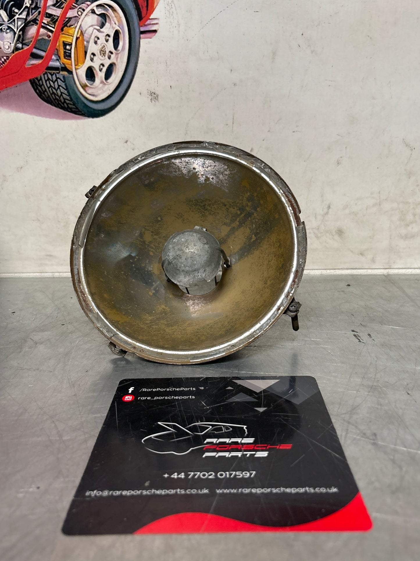 Porsche 924 944 headlight housing, LHD used 477941771