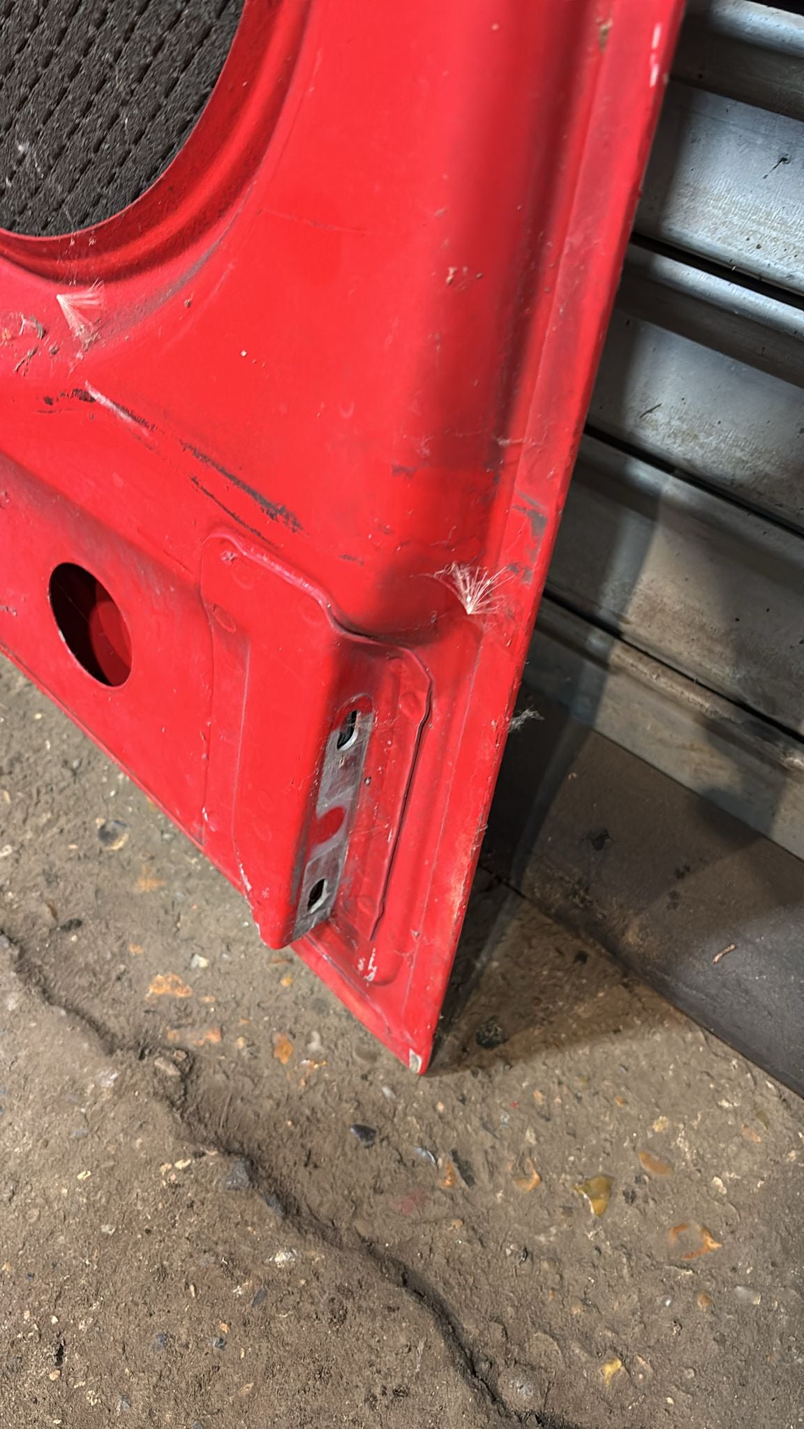 Porsche 928 bonnet 82-92 92851100504 late type with big nozzle, used