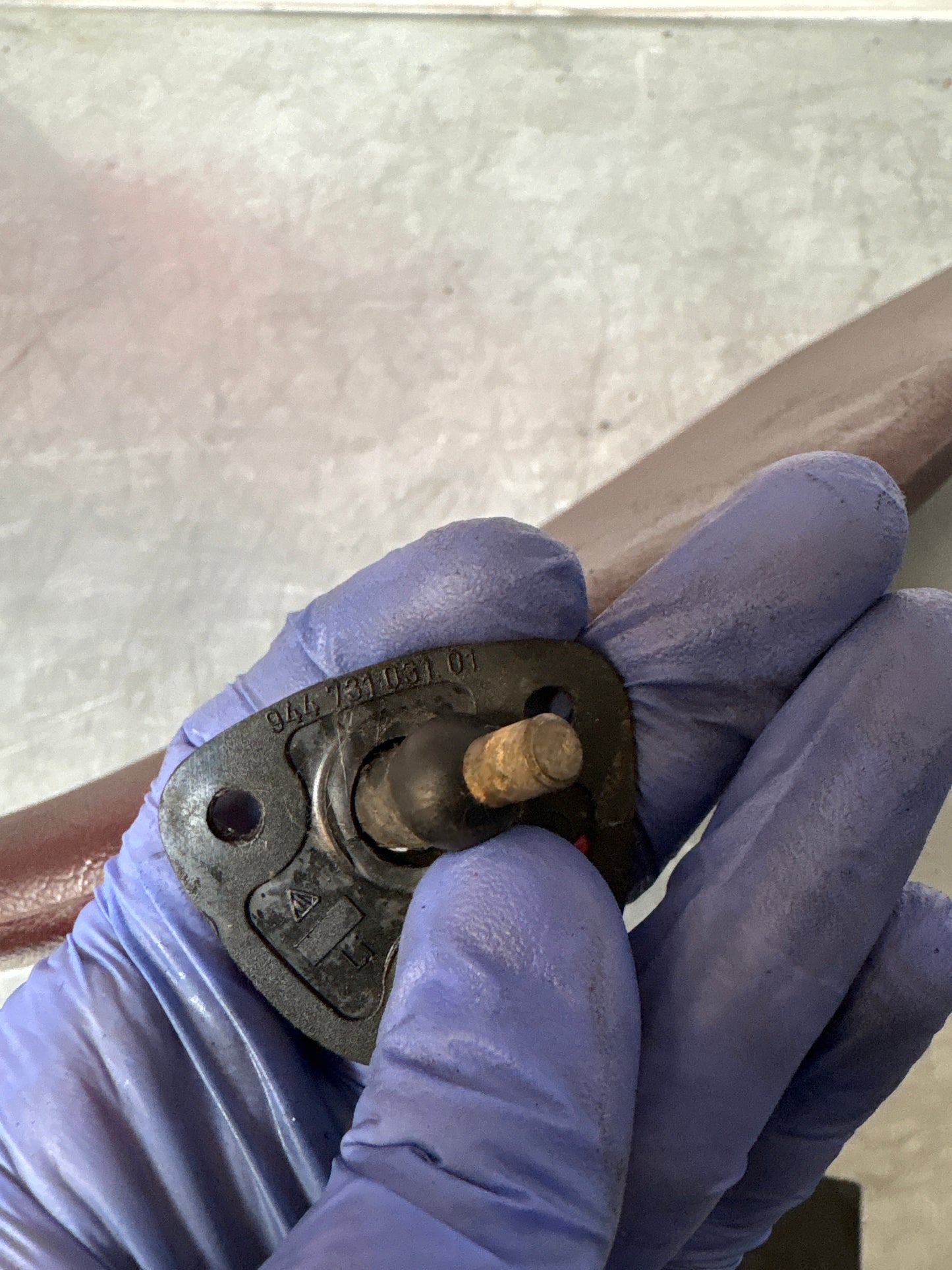 Porsche 944 left N/S sun visor in burgundy, used for late cars 94473103101