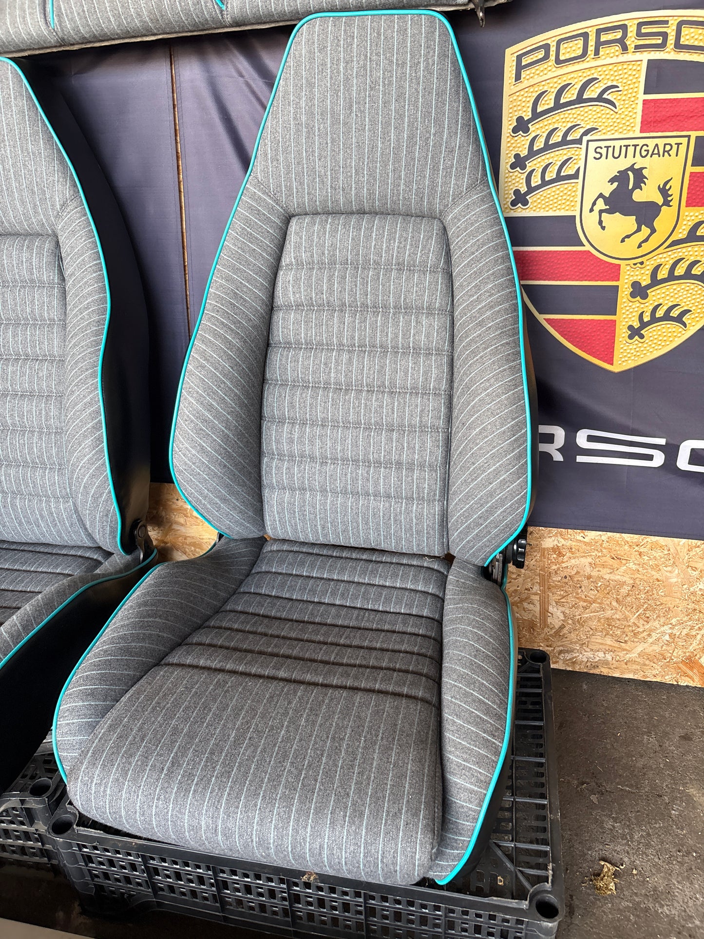 Porsche 924S Le Mans Recaro Sport seats set