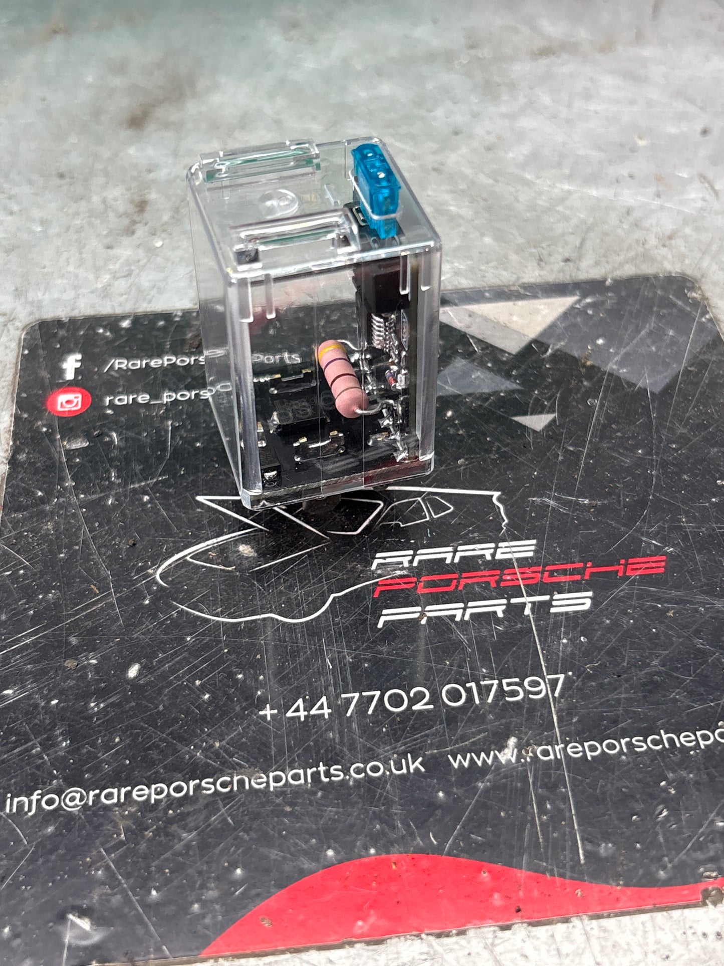 Porsche 924 2.0 N/A fuel pump relay, NEW 477906059