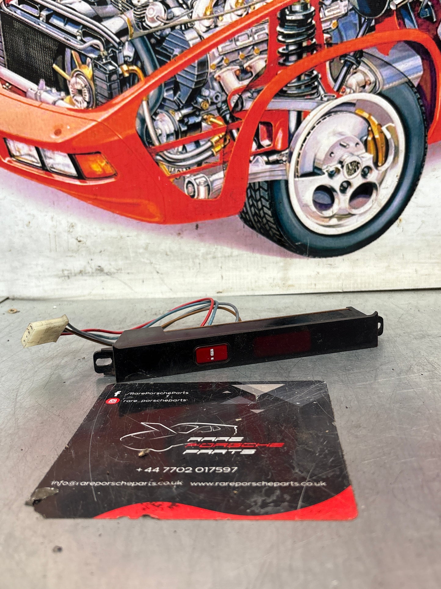 Porsche 928 front center dash panel, used 92864160903