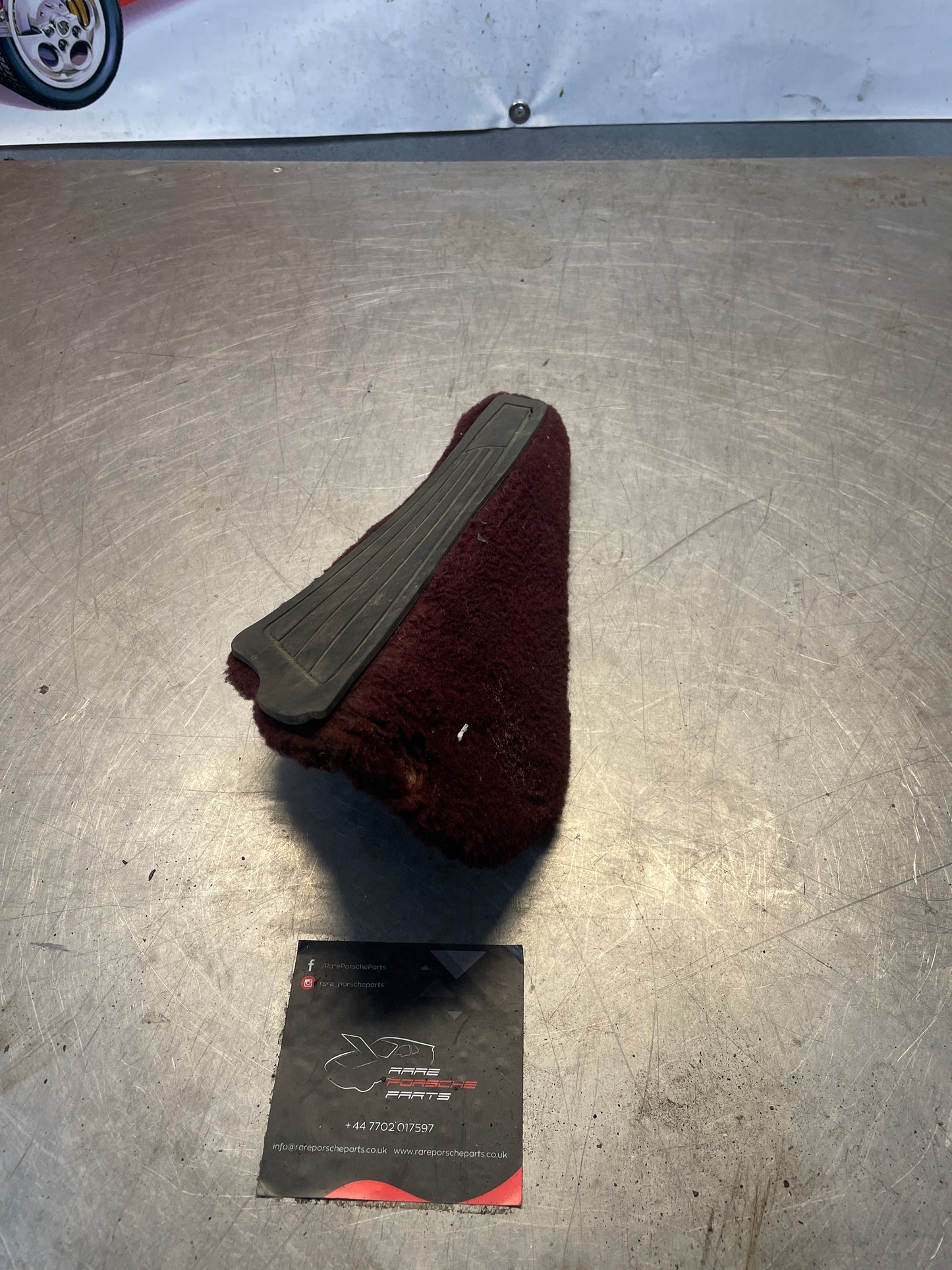 Porsche 928 foot rest, burgundy, RHD, used