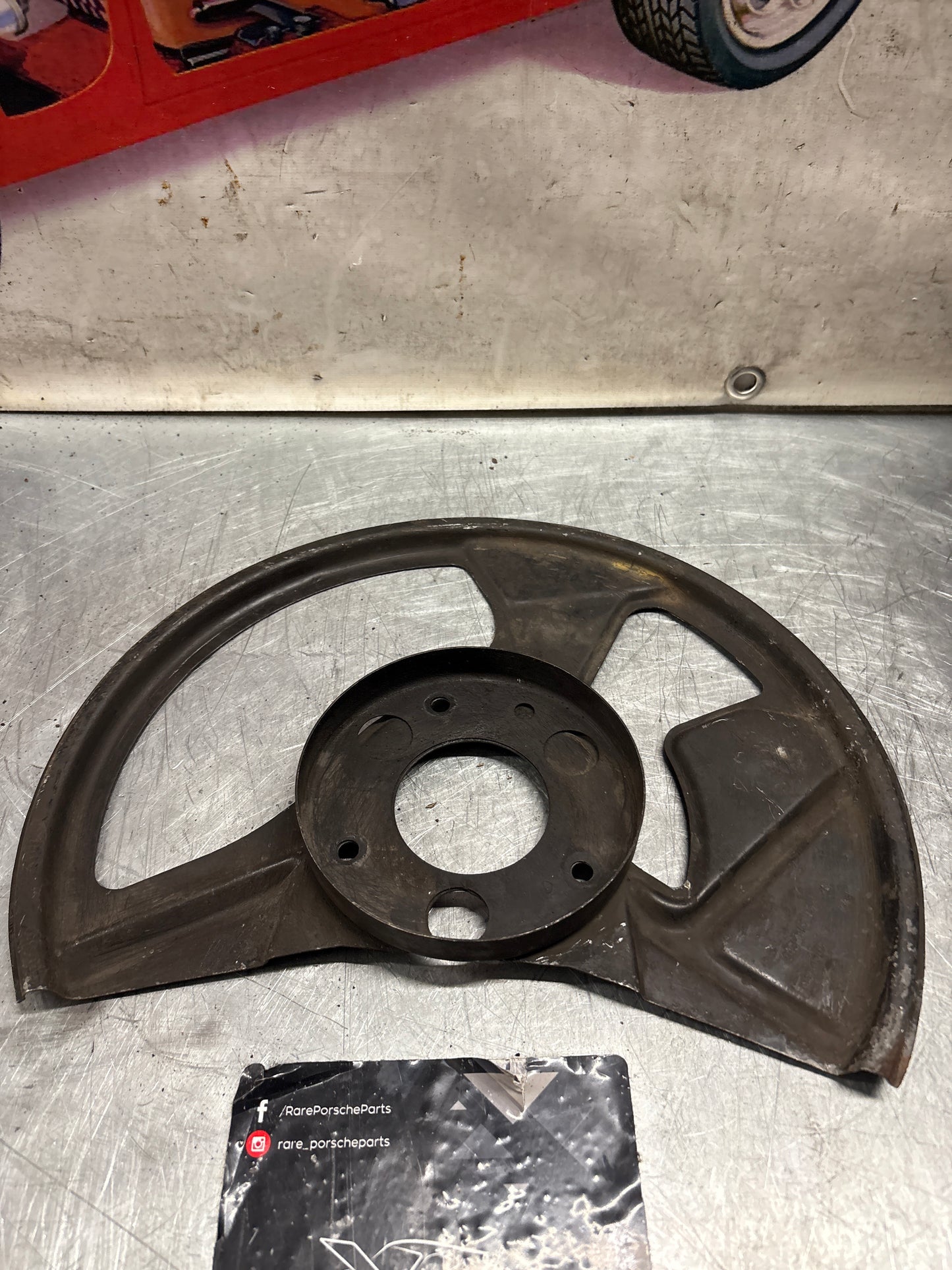 Piastra parapolvere supporto disco anteriore Porsche 944 S2 ((2)) 