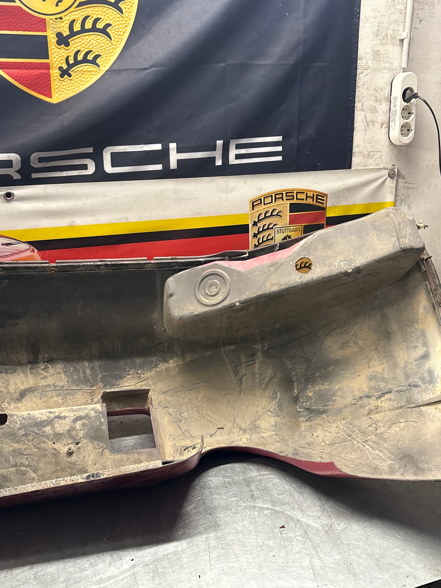 Porsche 928 S/S4 rear bumper, used 92850512320