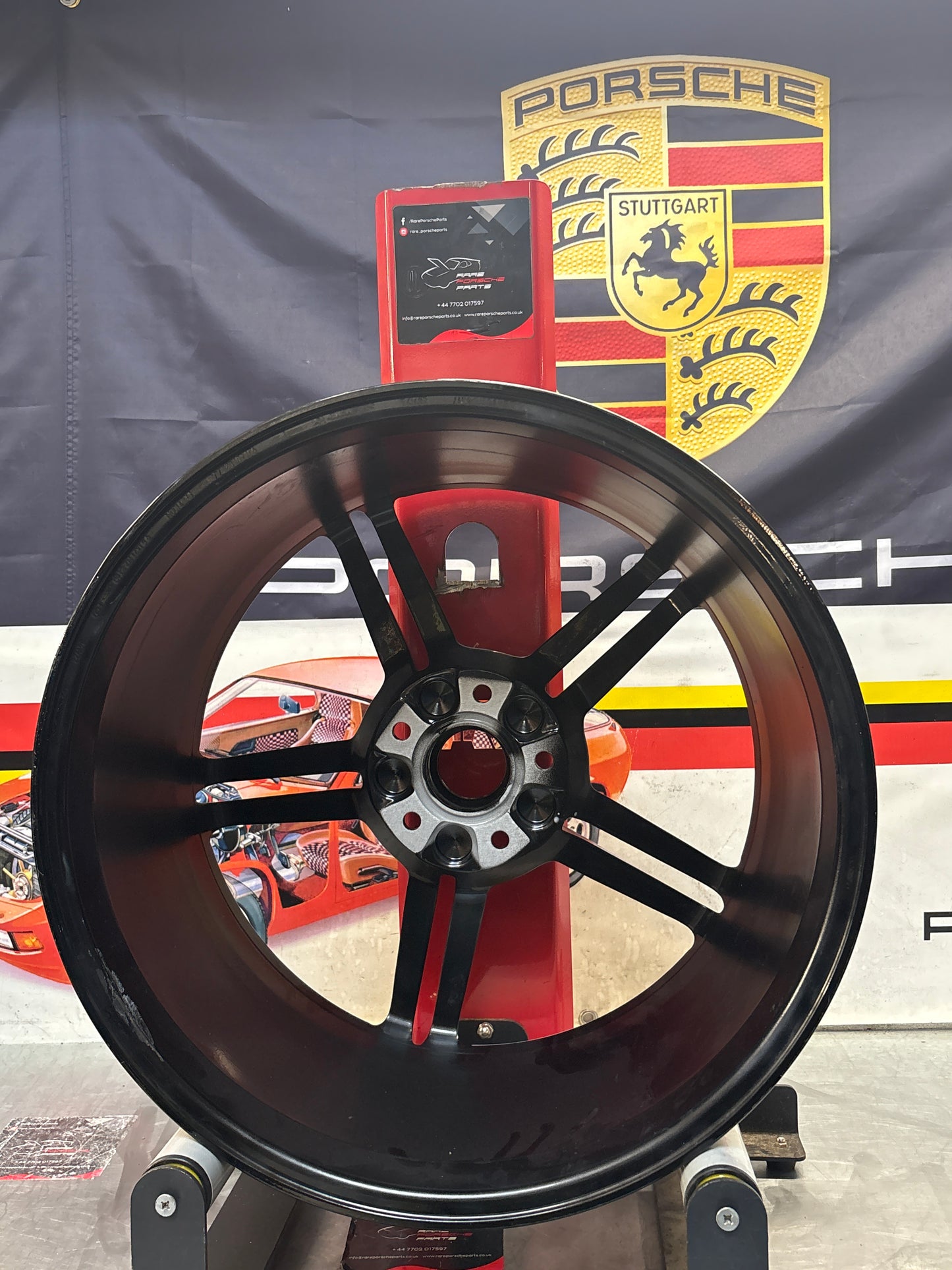 Porsche Taycan Front Alloy wheel 9.5Jx21" ET60 rim 9J1601025AA, refurbished