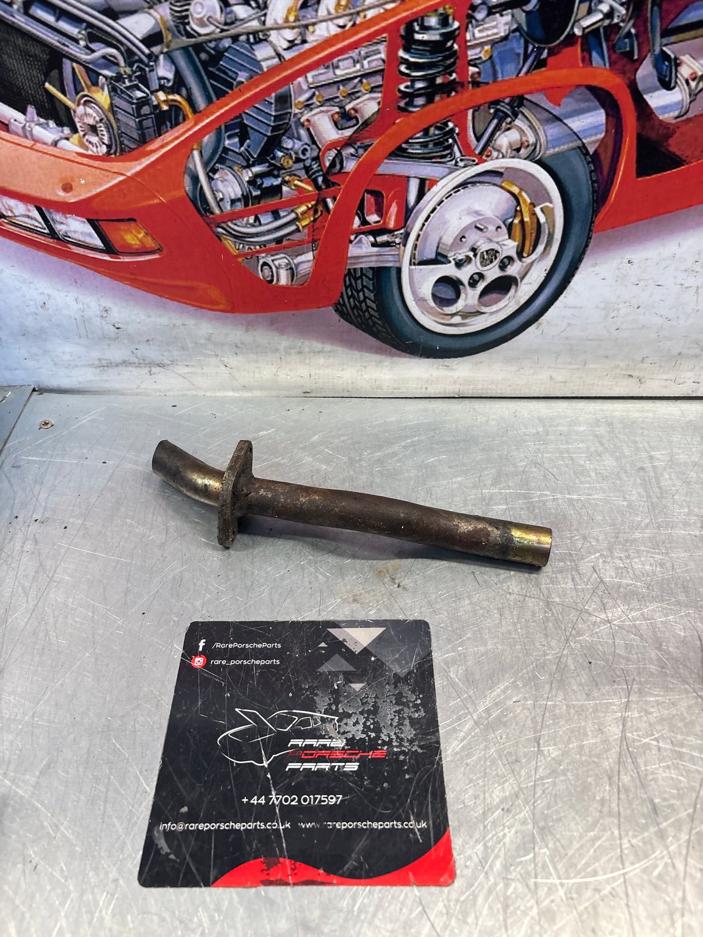 Porsche 928 Oil tube, used 92810716701