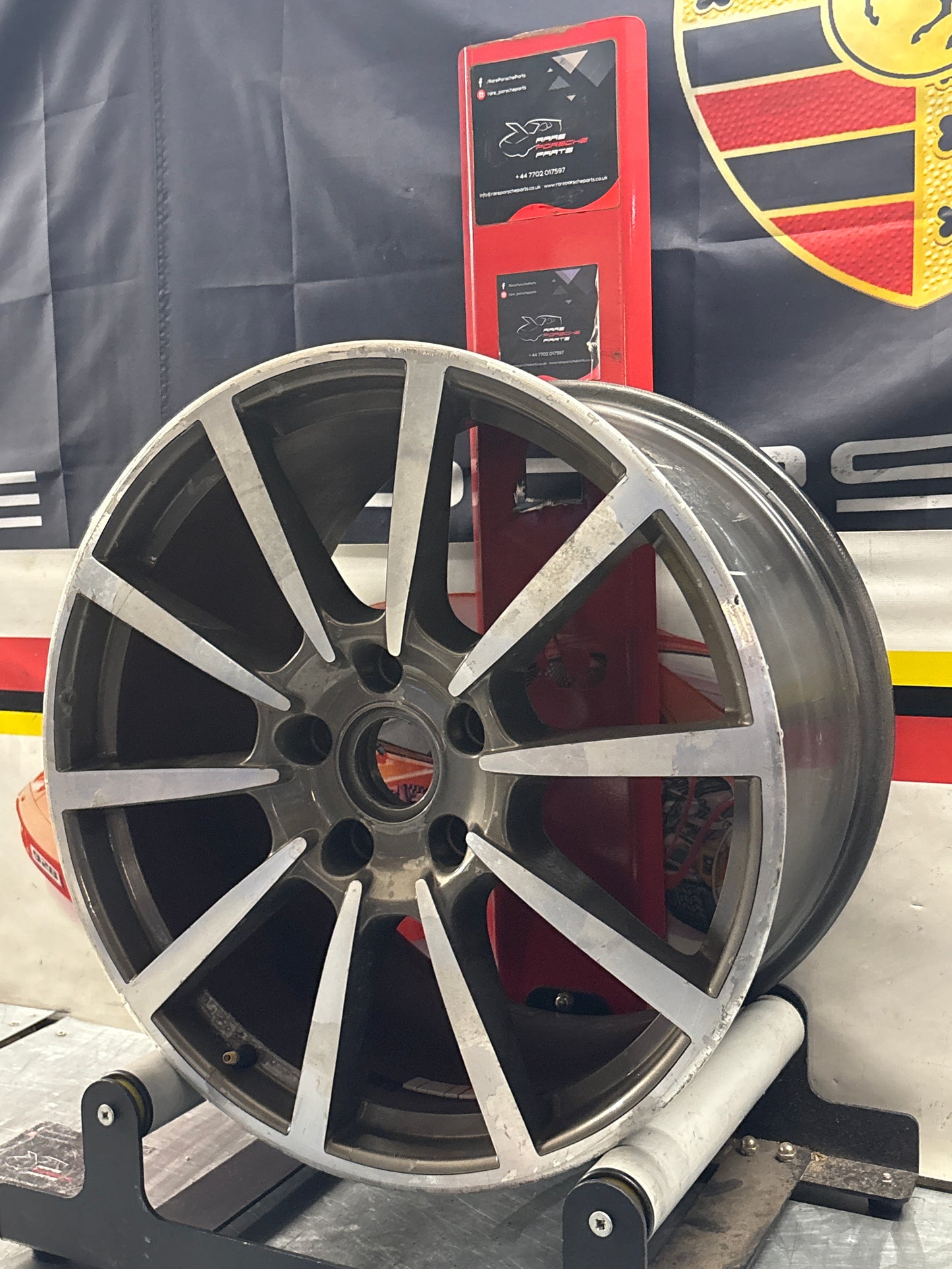 Porsche 911 991 Carrera C2 wheel, for spares or repair 99136216630