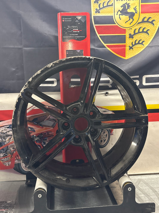 Porsche Taycan Front Alloy wheel 9.5Jx21" ET60 rim 9J1601025AA, for display purposes only