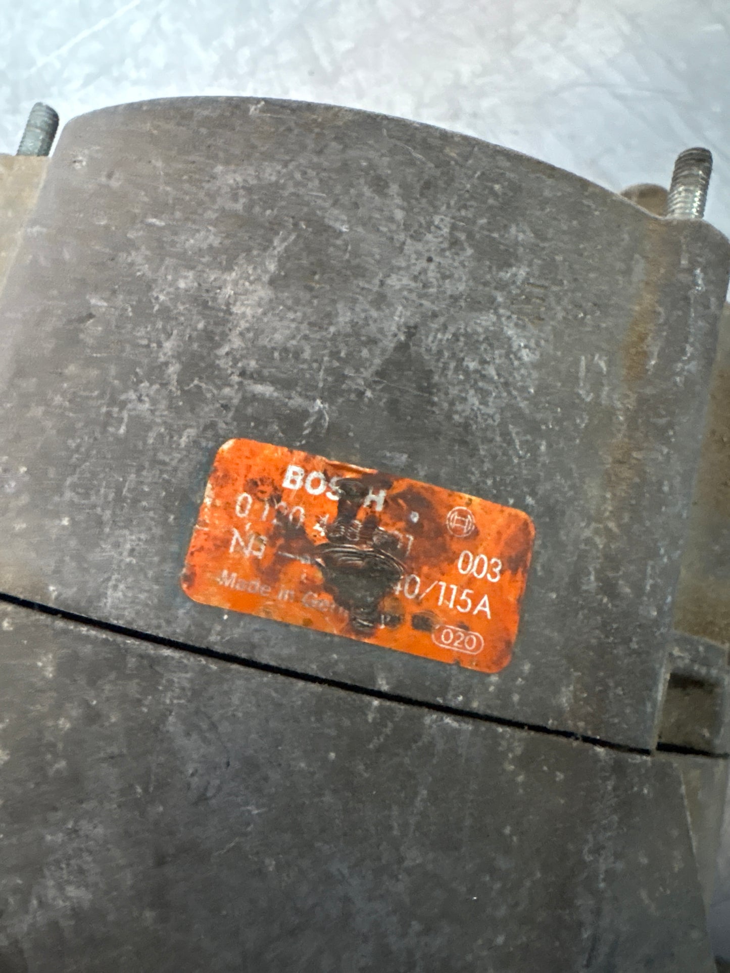 Porsche 944 alternator 1986- 0120468001/003, used