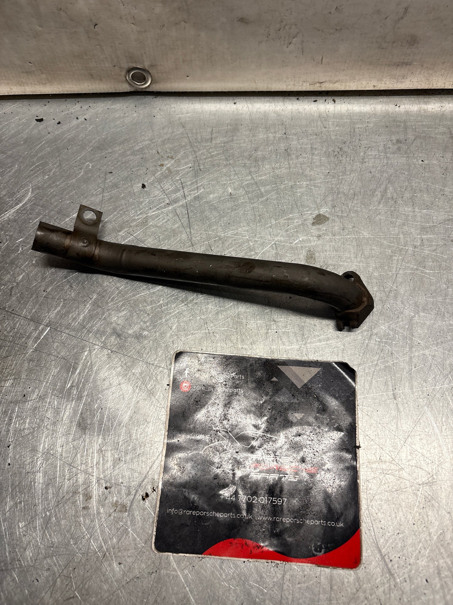 Porsche 944 Oil return pipe, used 94410718305 / 94410718303