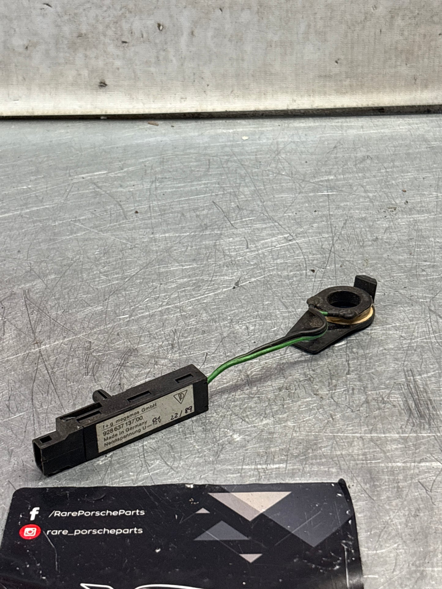Porsche 928 door central locking pulse generator, used 92863713700