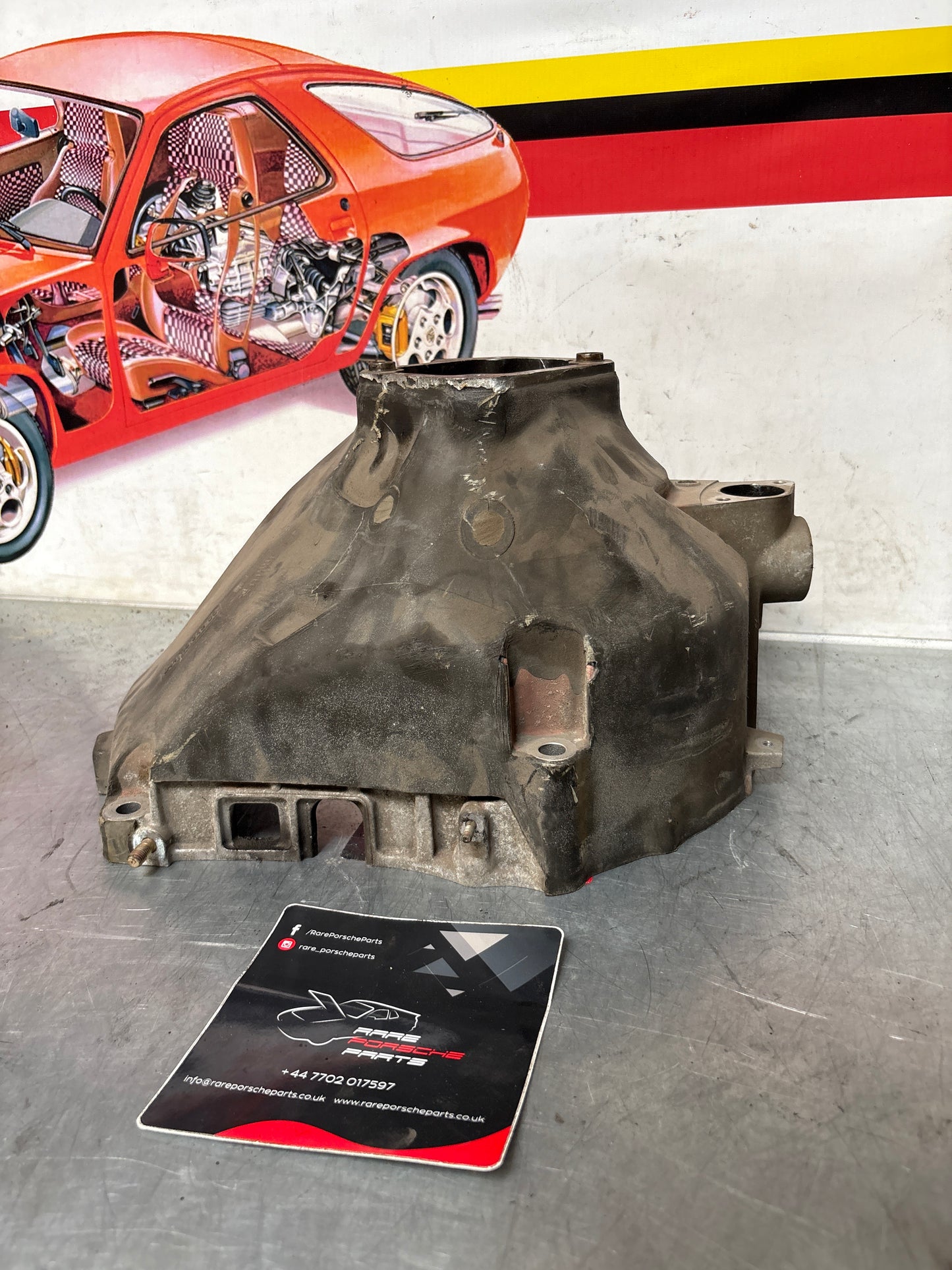 Porsche 968 Bell housing, used 94411634300