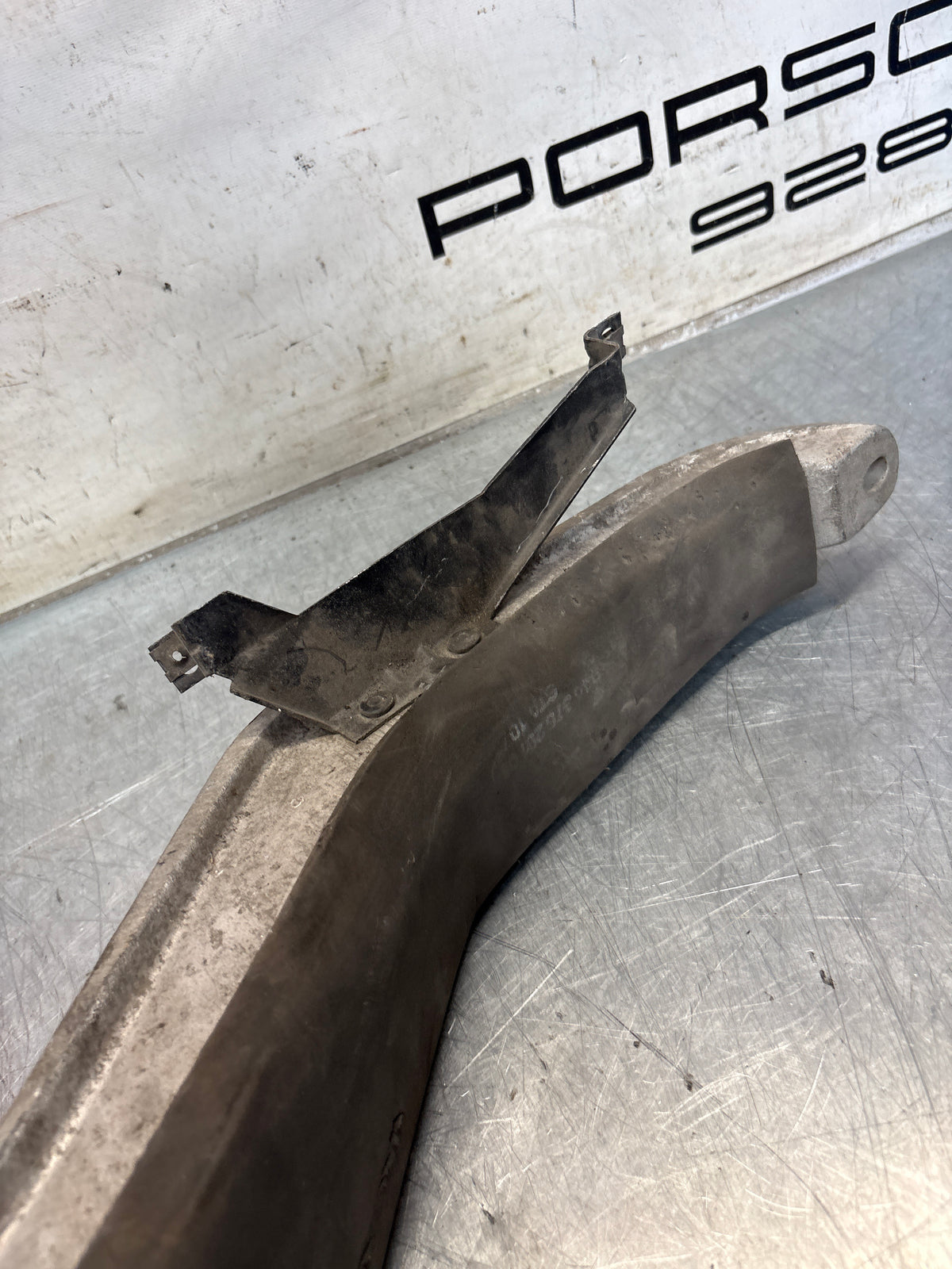 Porsche 968 transmission carrier, used 94437502406