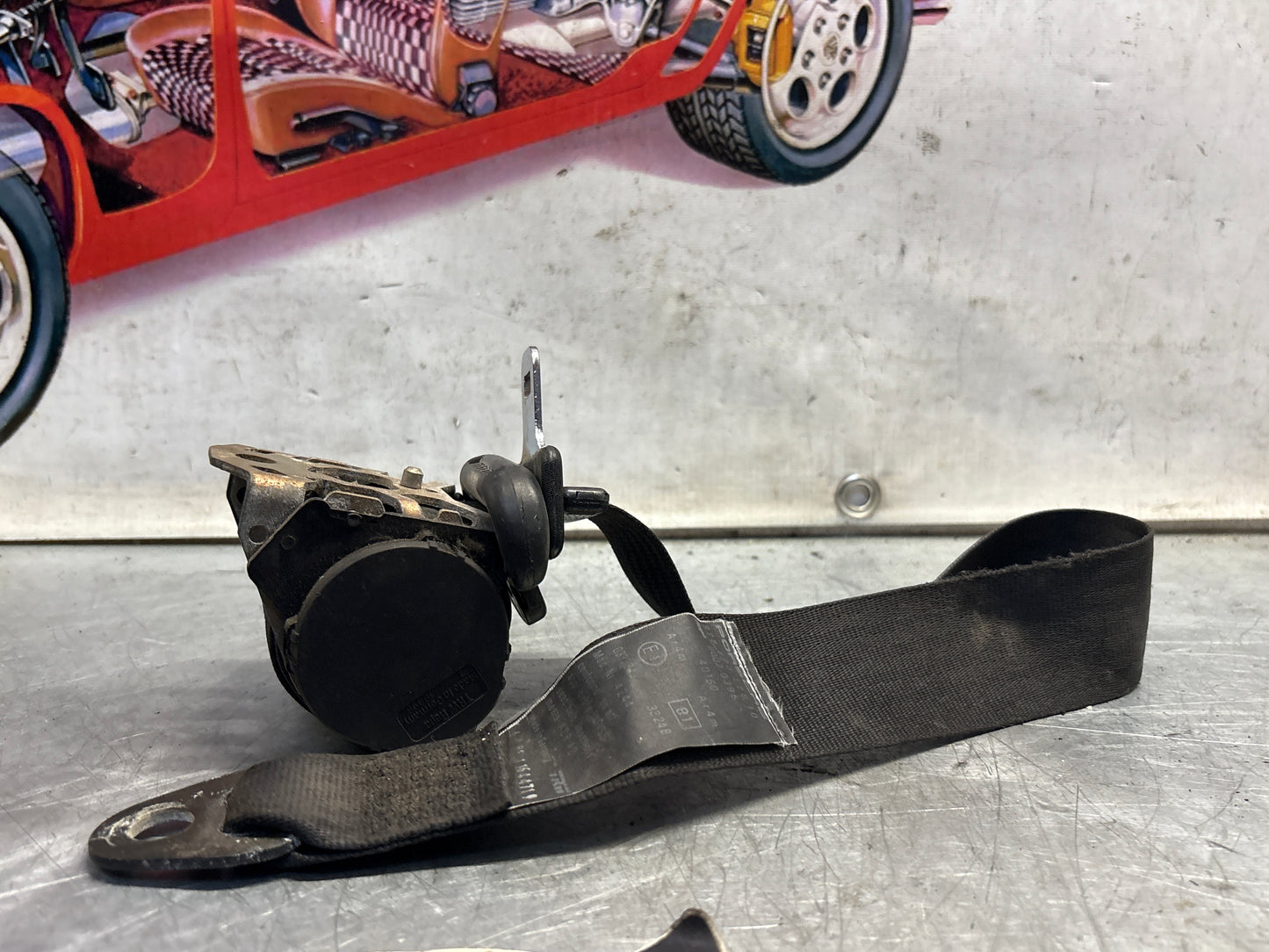 Porsche 928 front right O/S seat belt, 92880312610 used