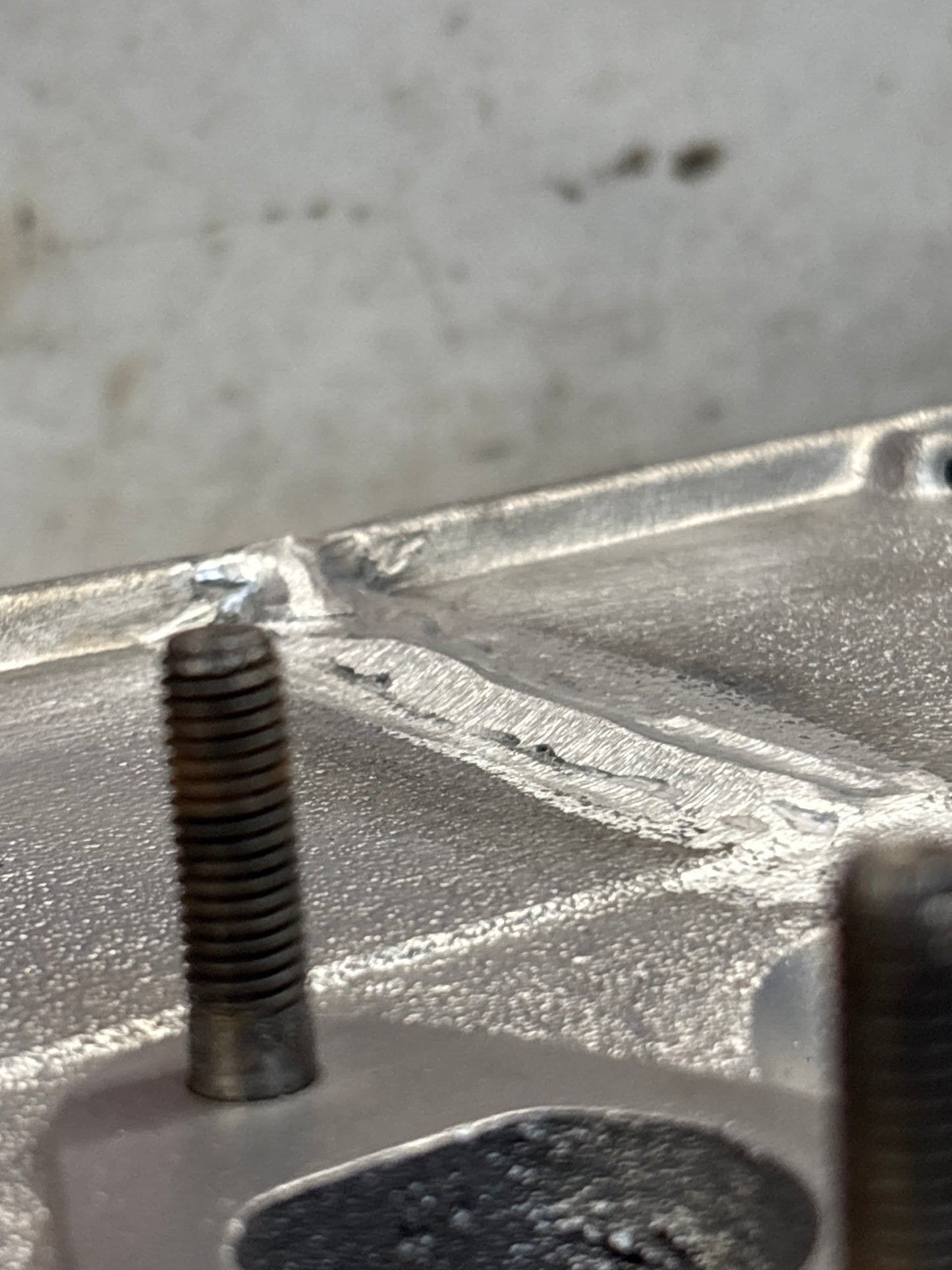 Porsche 924 2.0 cylinder head, refurbished  047 103 373 047103373