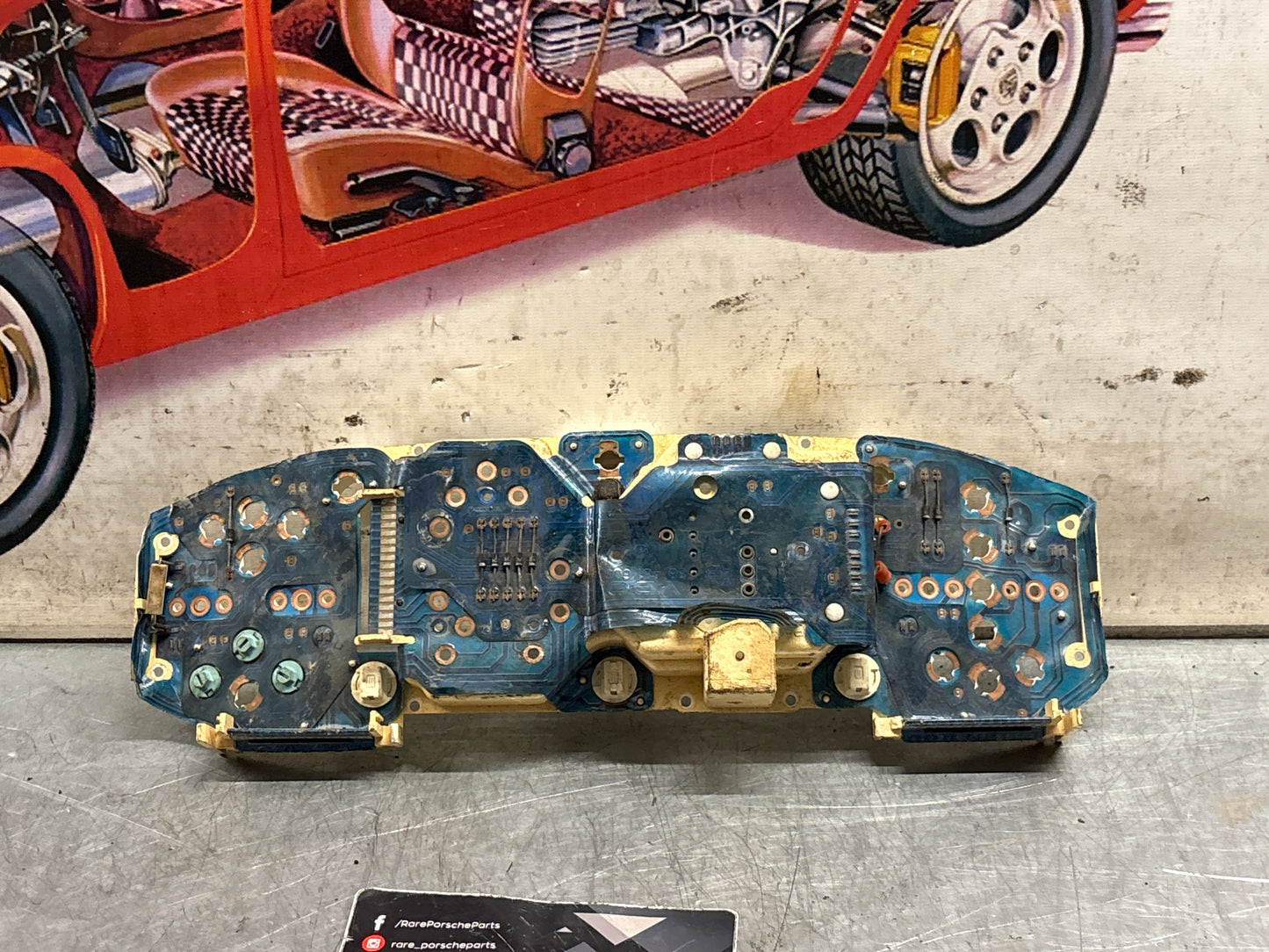 Porsche 928 instrument cluster circiut board, used VDO number: X16-1208743 / 88 451 606