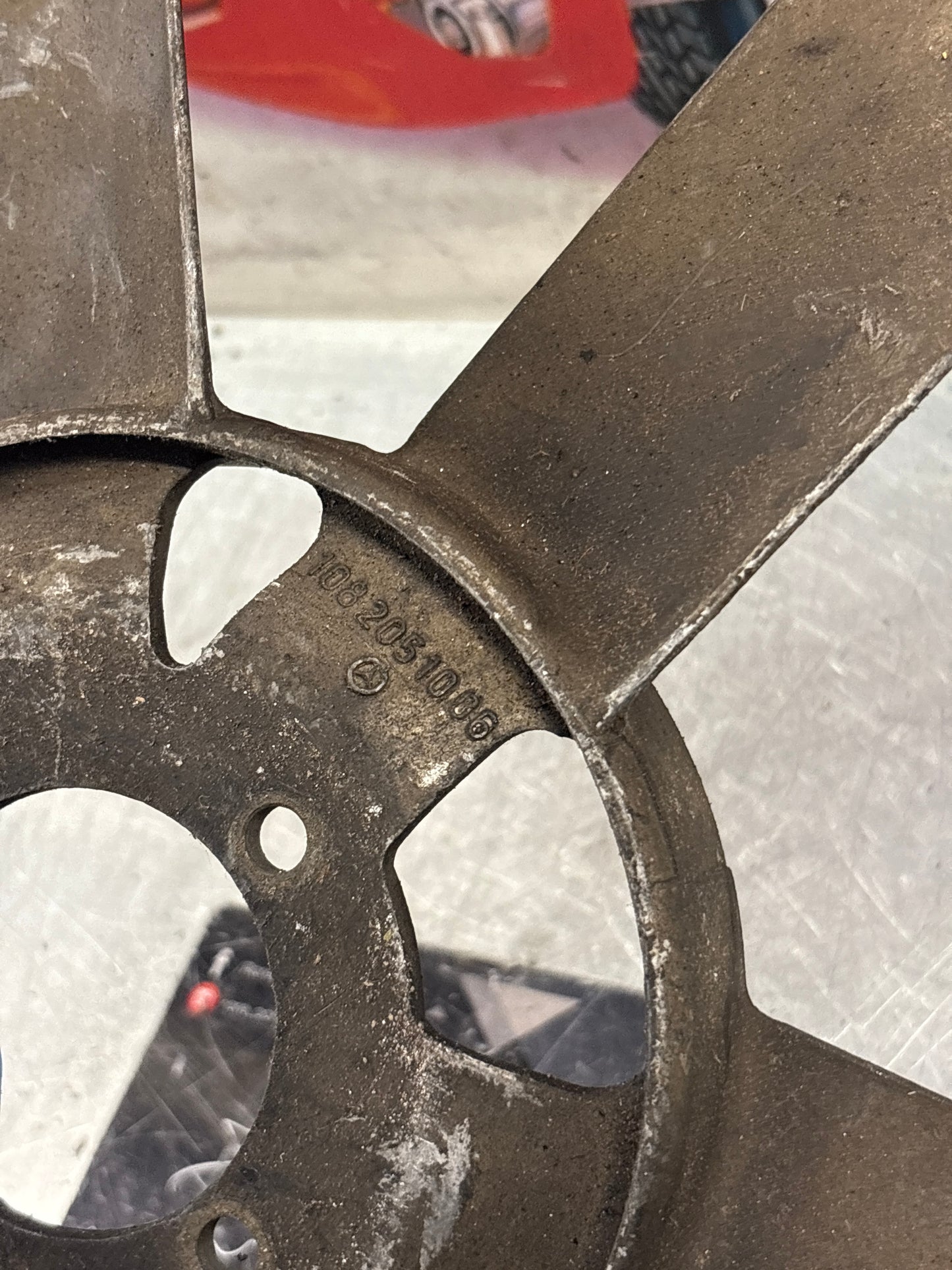 Porsche 928 early Engine cooling fan used 92810613701 / 1082051006