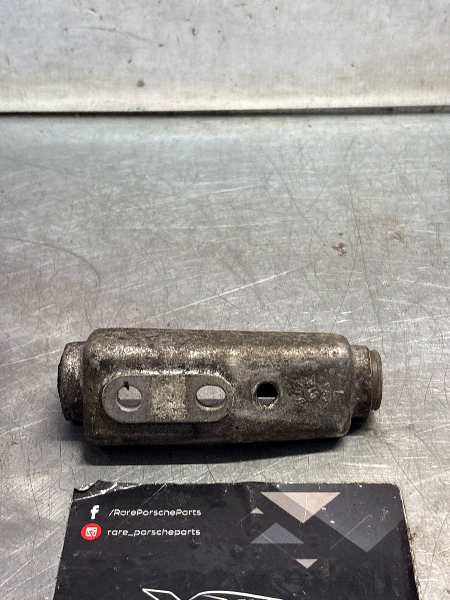 Porsche 924 alternator retaining bar clip, used 93160311300