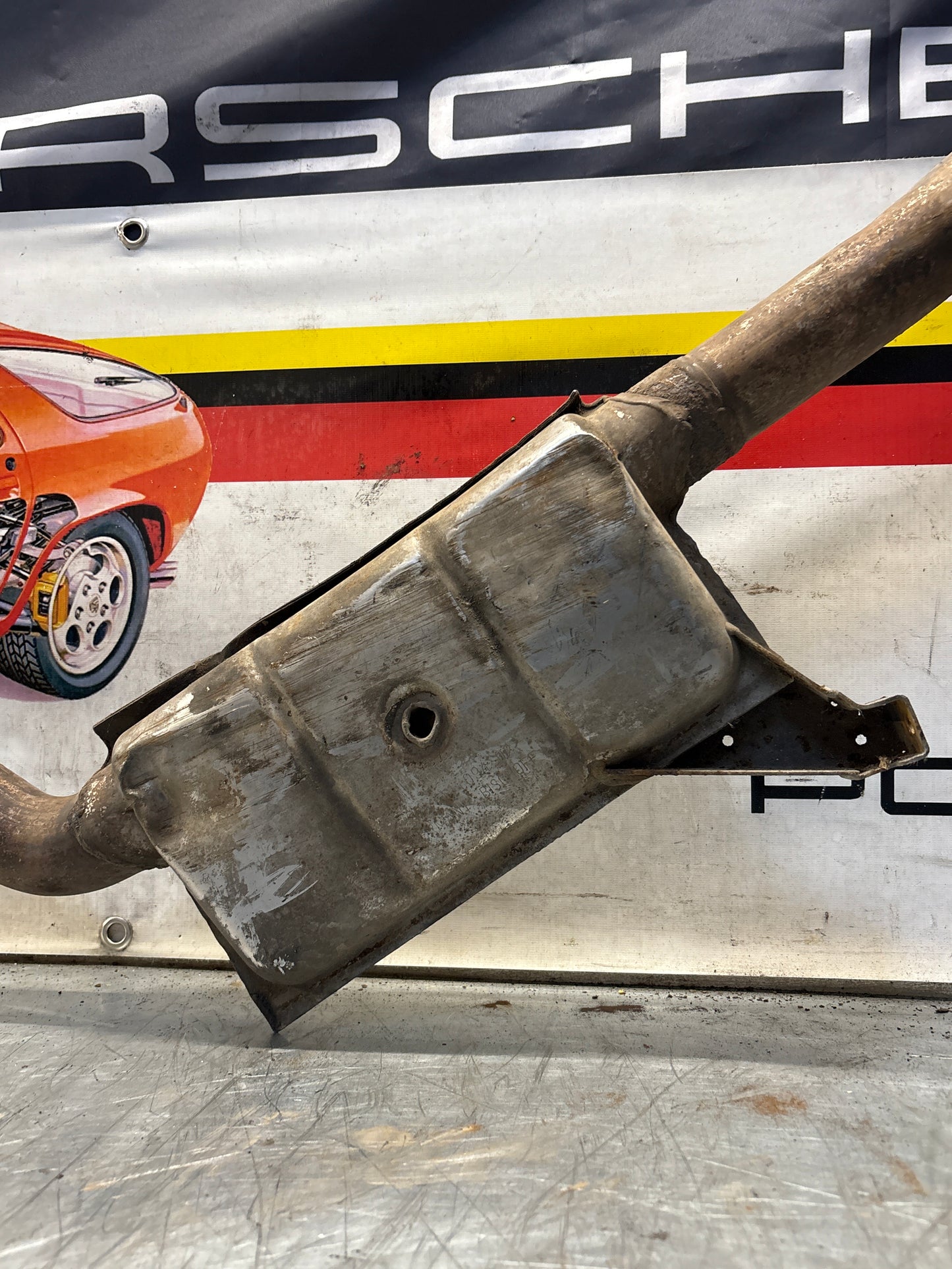 Porsche 928 S4 right middle silencer, used 92811109403