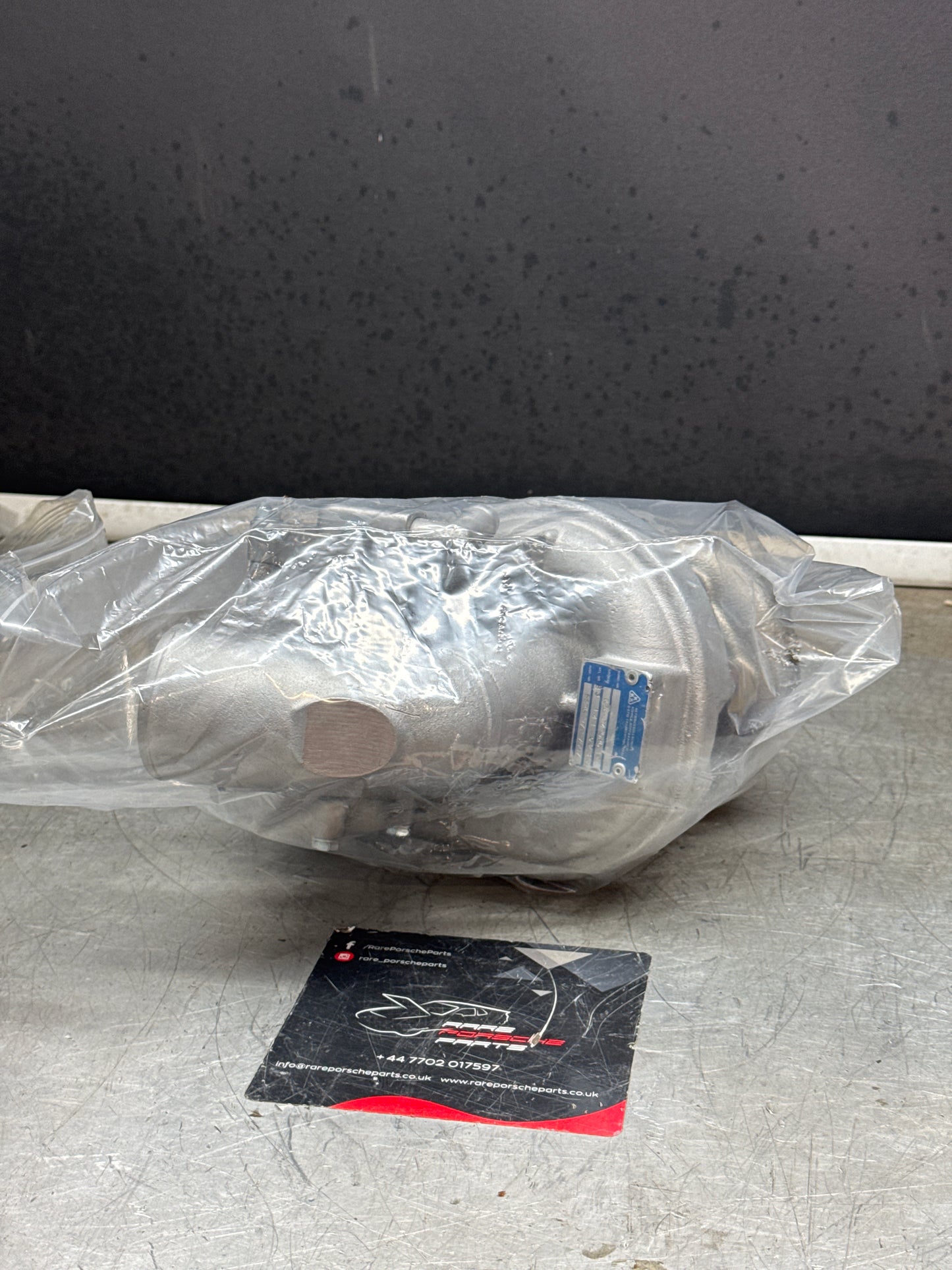 Porsche 924 Turbo, 170 PS 53269707007, Refurbished