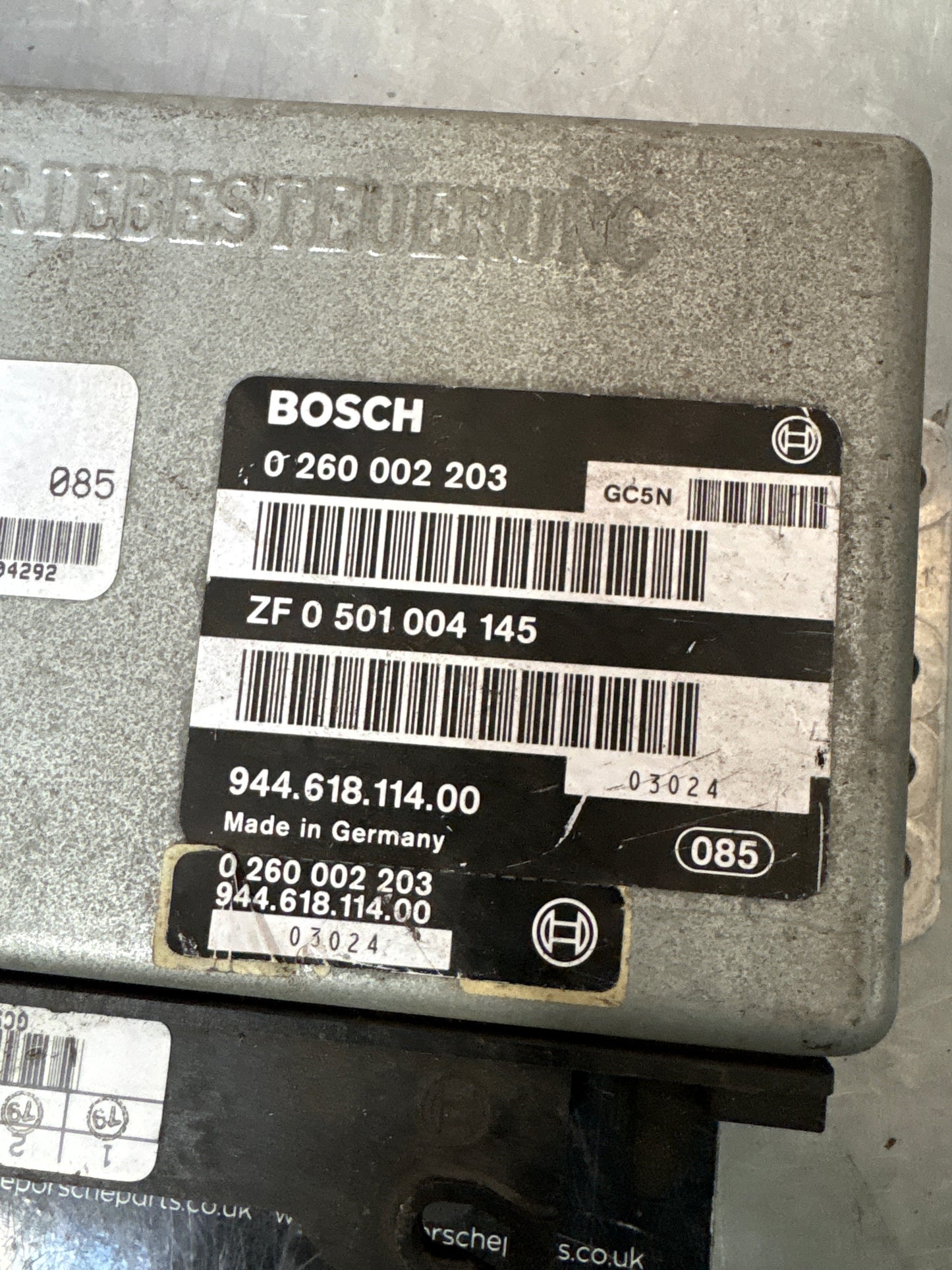 Porsche 968 Tiptronic automatic gearbox control unit, used 94461811400 / 0260002203