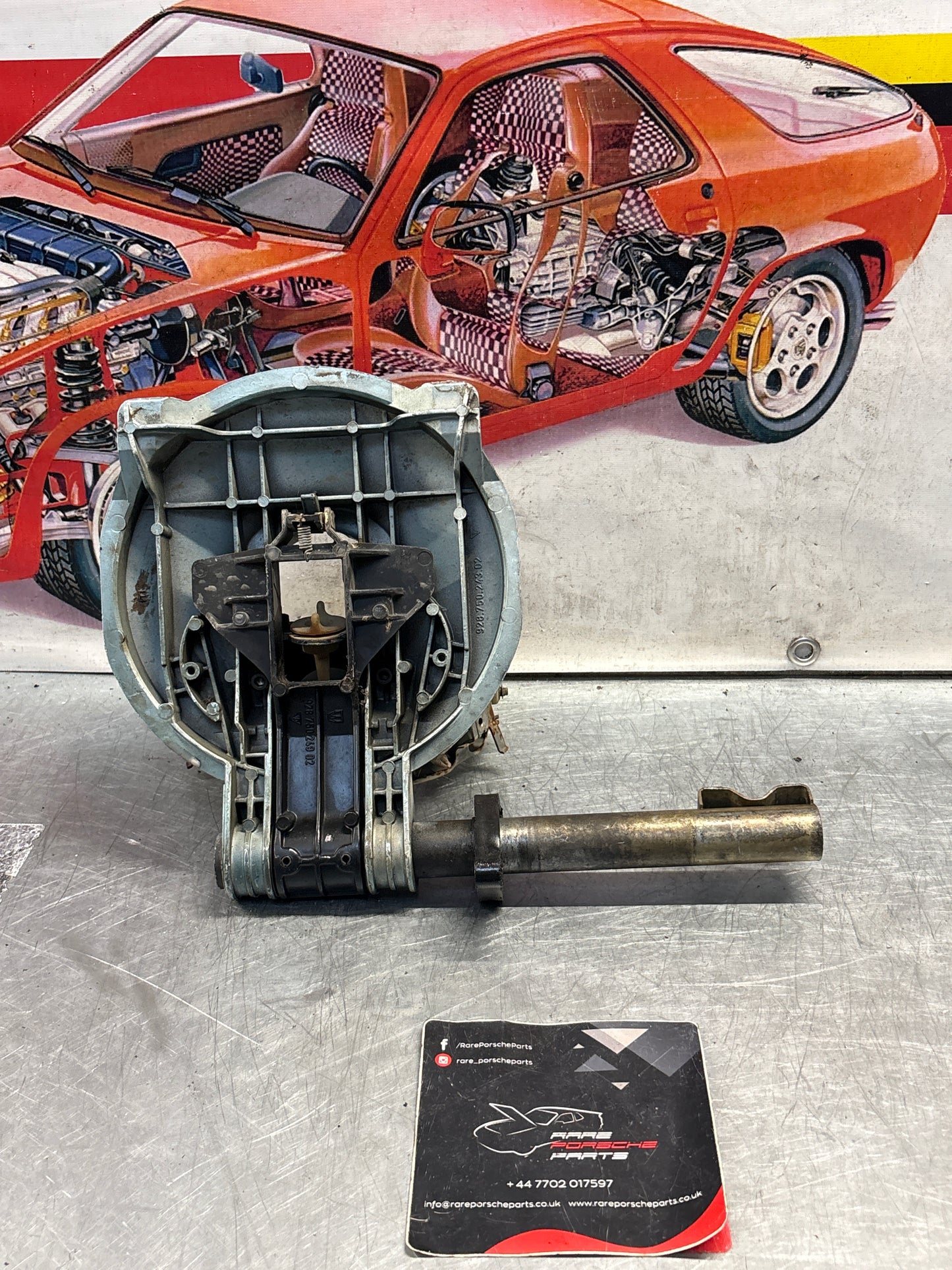 Porsche 928 right headlight swivel frame 92875024902 92875024302 used