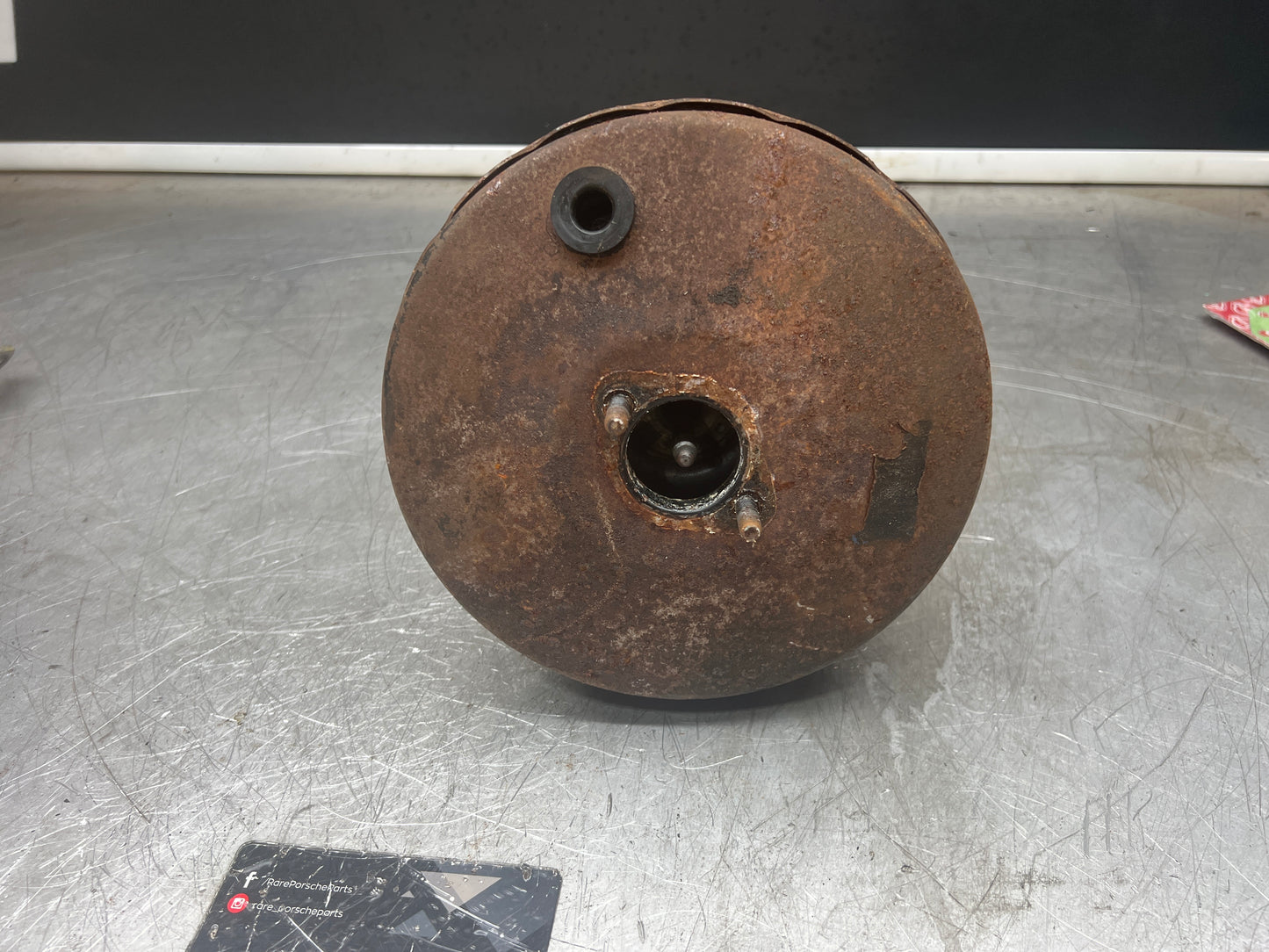 Porsche 944 brake booster, used 94435502503