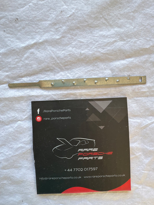Porsche 928 clip 92833226701 NOS