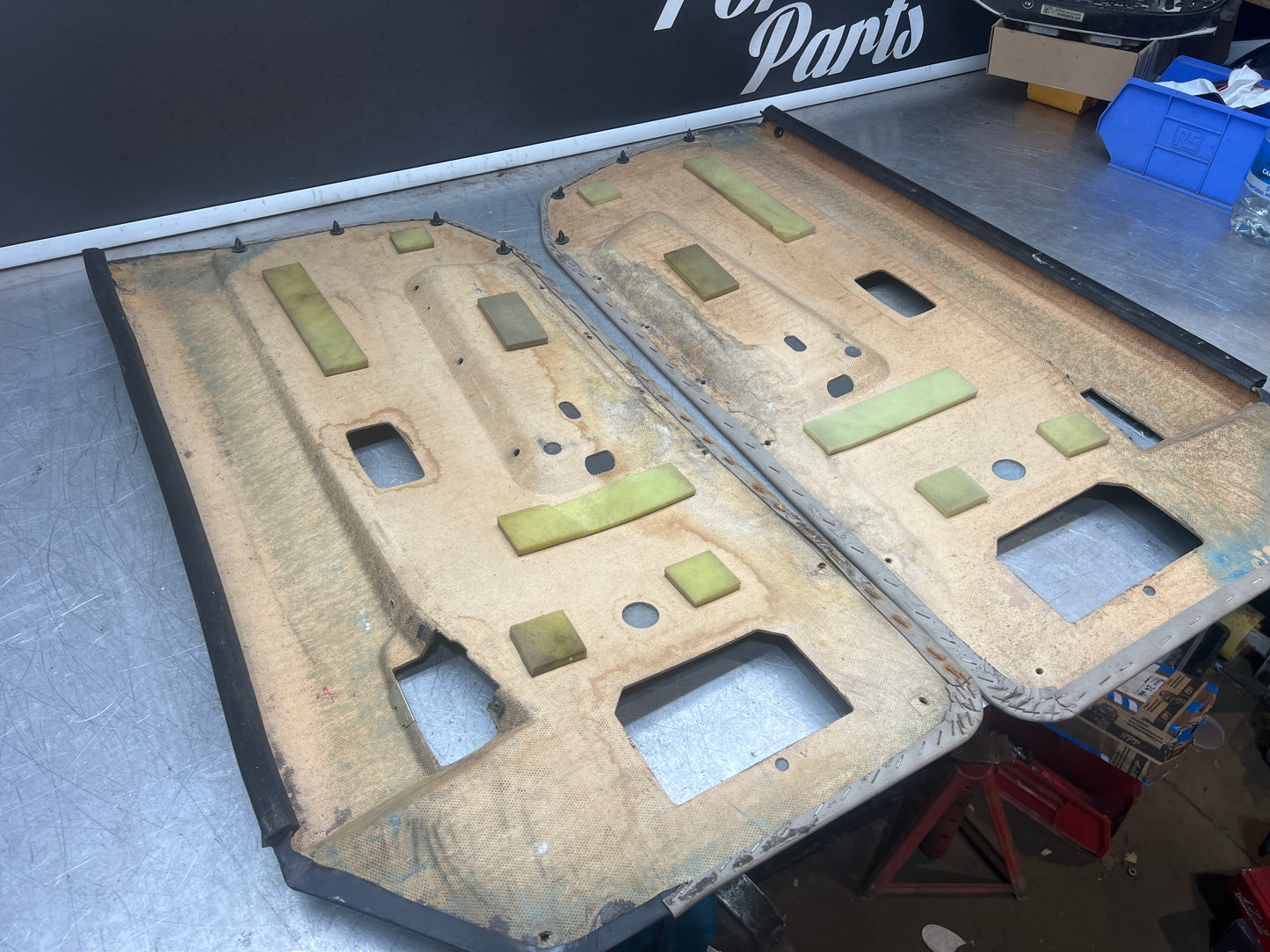 Pair Of Porsche 944 black / cream / white door cards 94455501701 94455501801 used, nice condition.