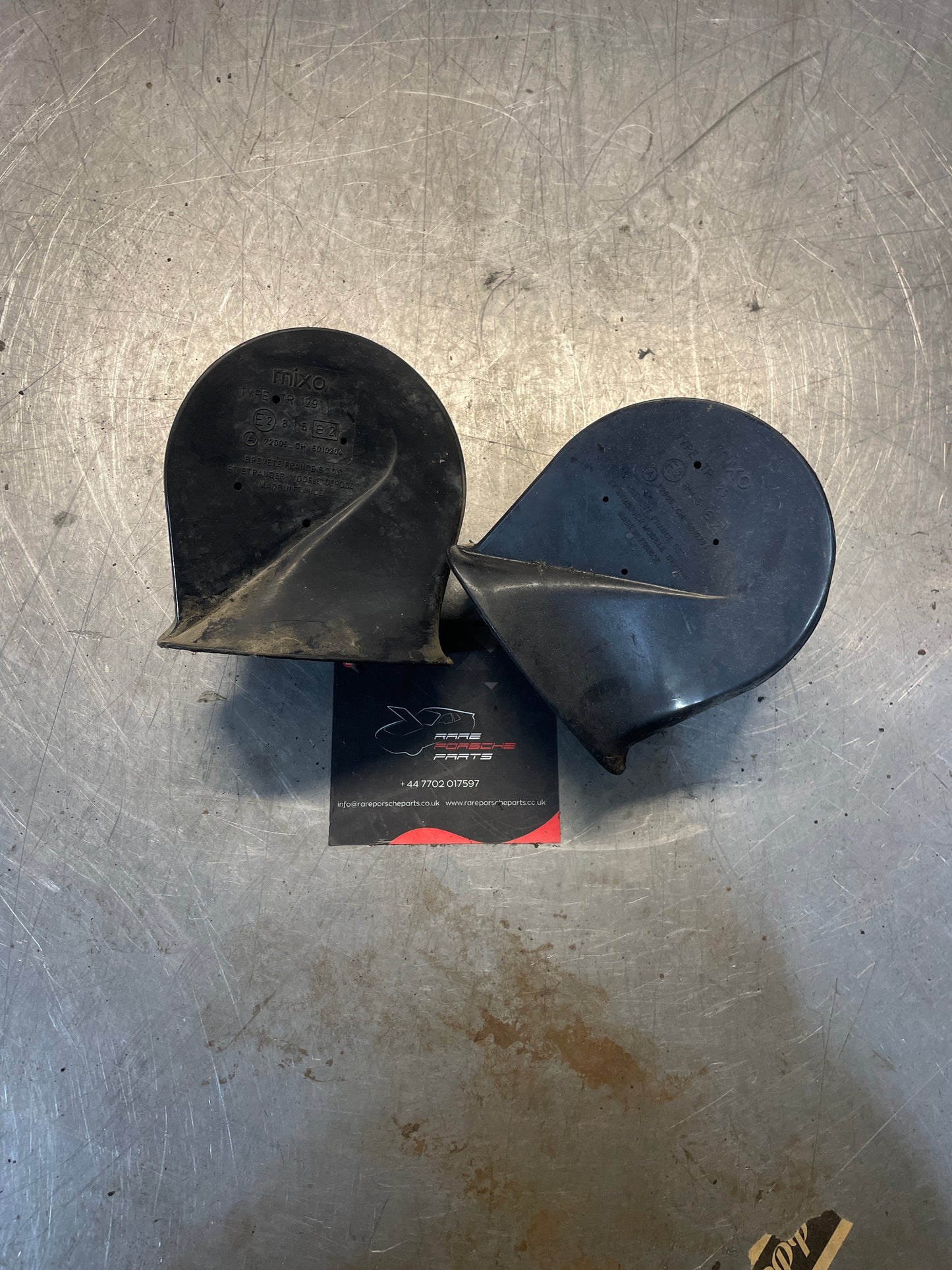 Porsche 928 S4 Horn, used