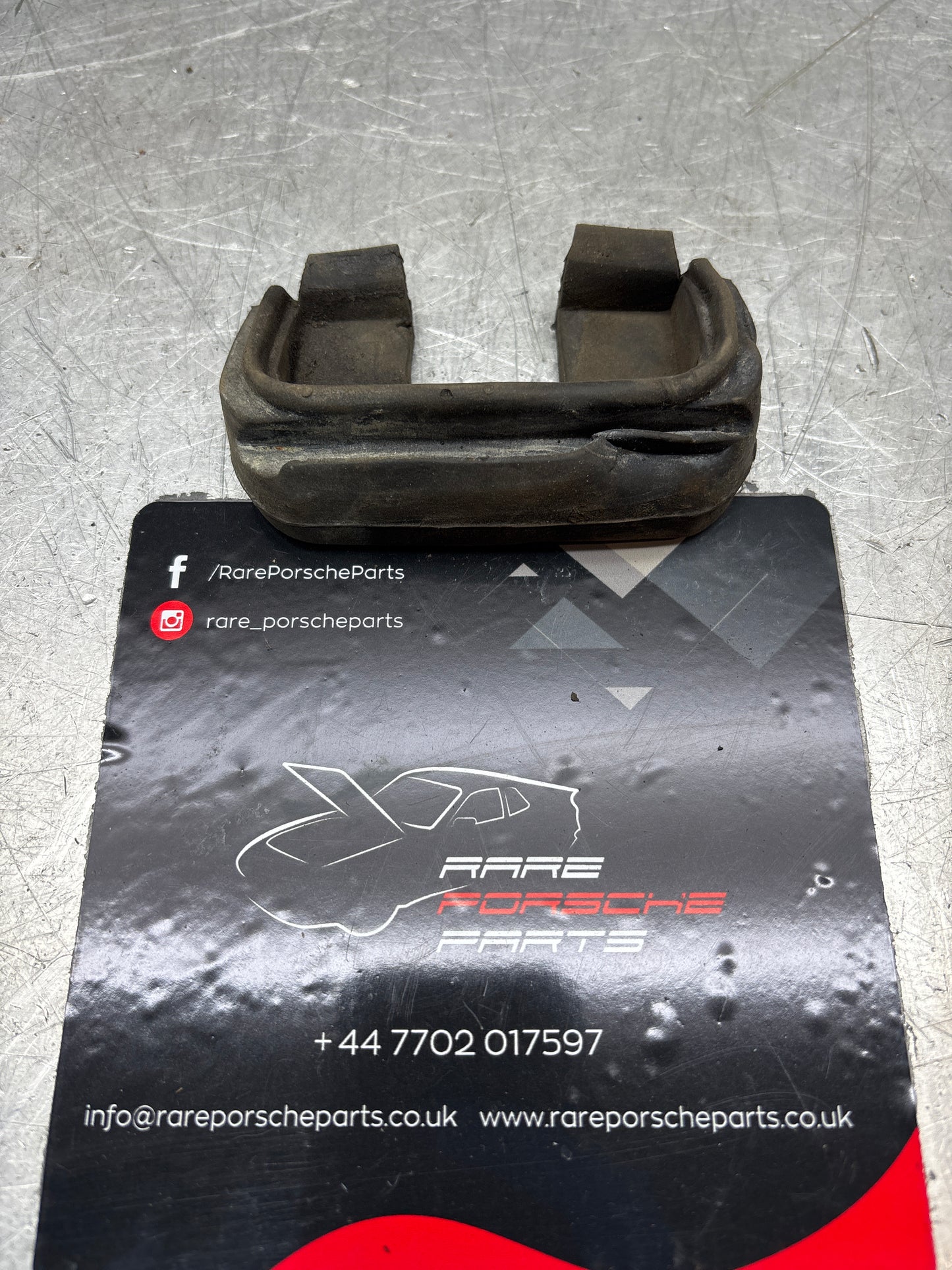 Porsche 944, S2/ 924S left tailgate latch pin gasket rubber, used 94451236501