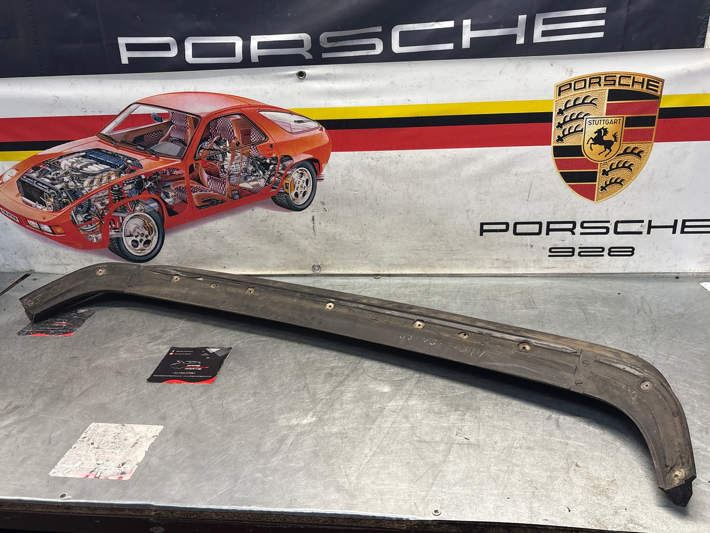 Porsche 944 set of rear boot rubber spoiler used 93751255500 / 93751255700 / 93751255800