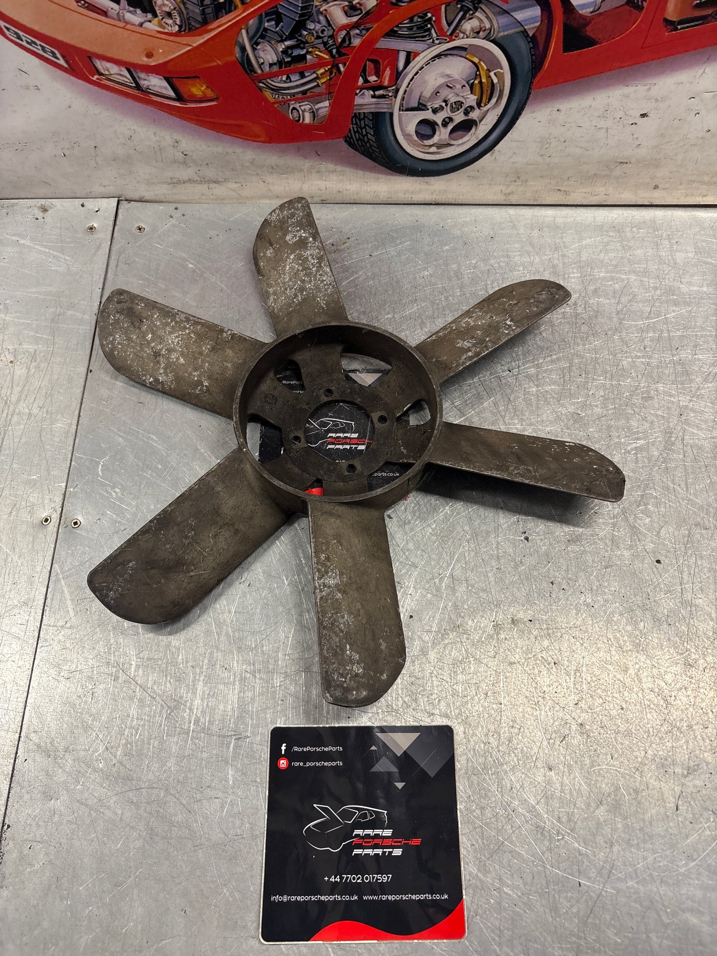 Porsche 928 early Engine cooling fan used 92810613701 / 1082051006