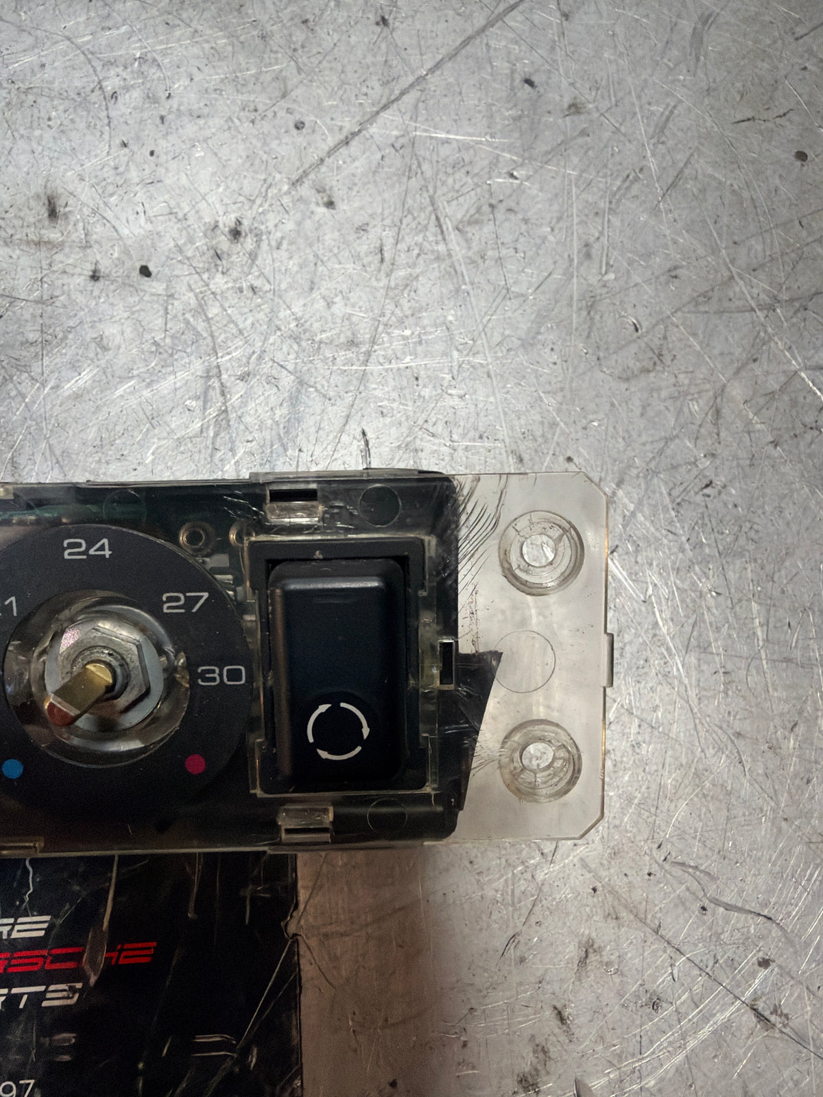 Porsche 944 climate heater control switch unit 85.5-91 years. 94465302103 used, broken plastic