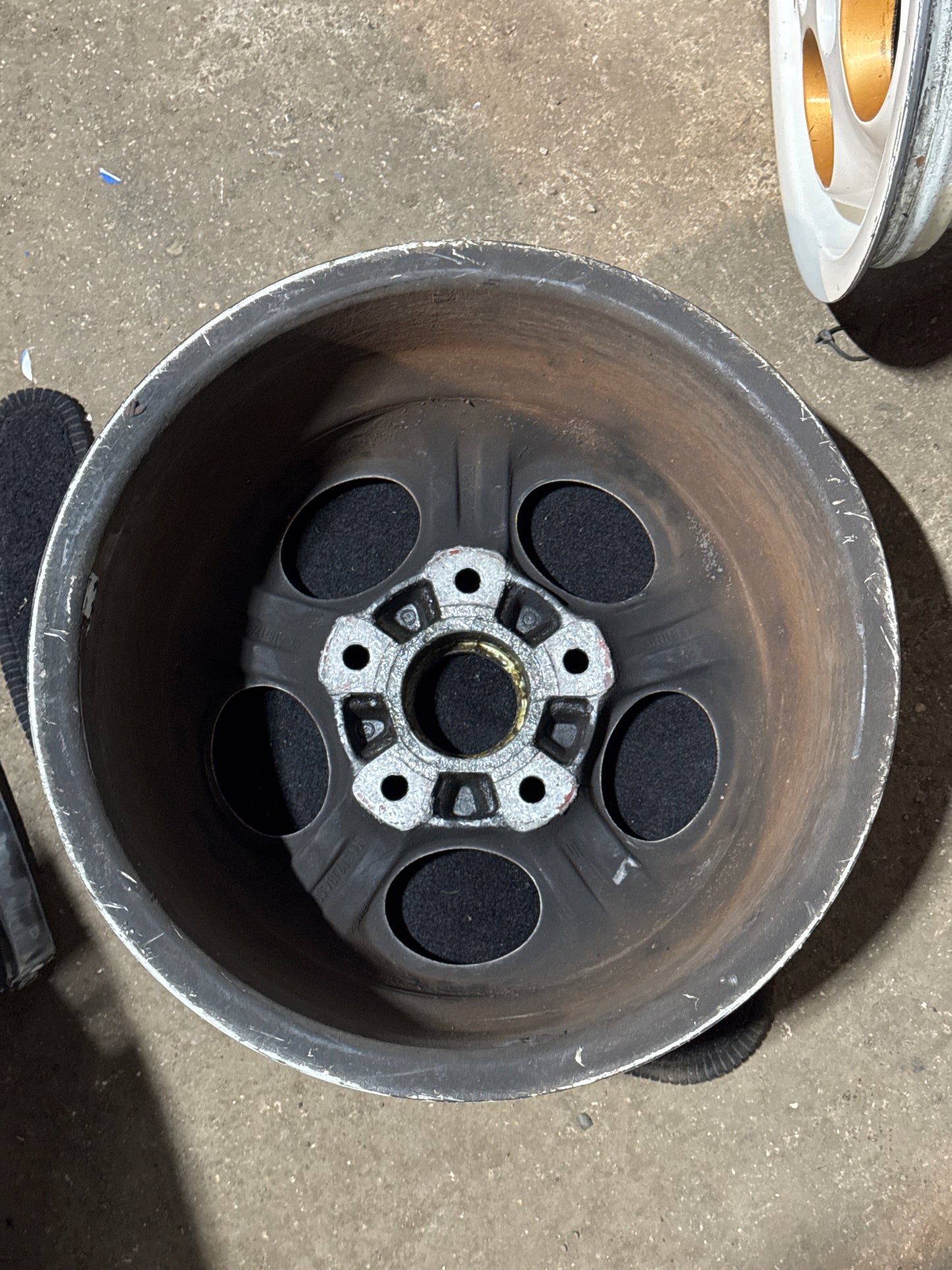 Porsche 924S Original Le Mans Tele Dial Wheels