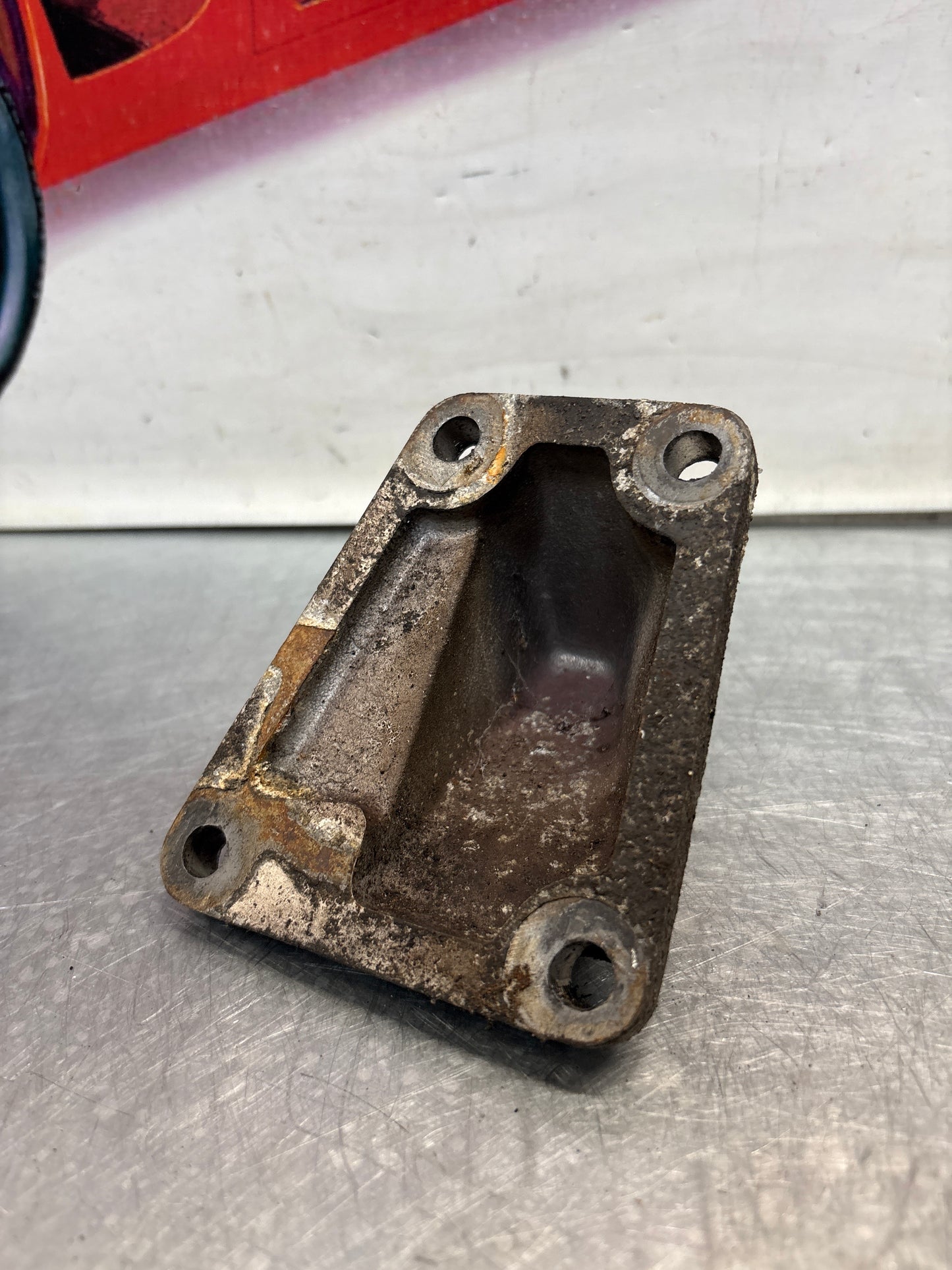 Porsche 924 Turbo mounting bracket, used