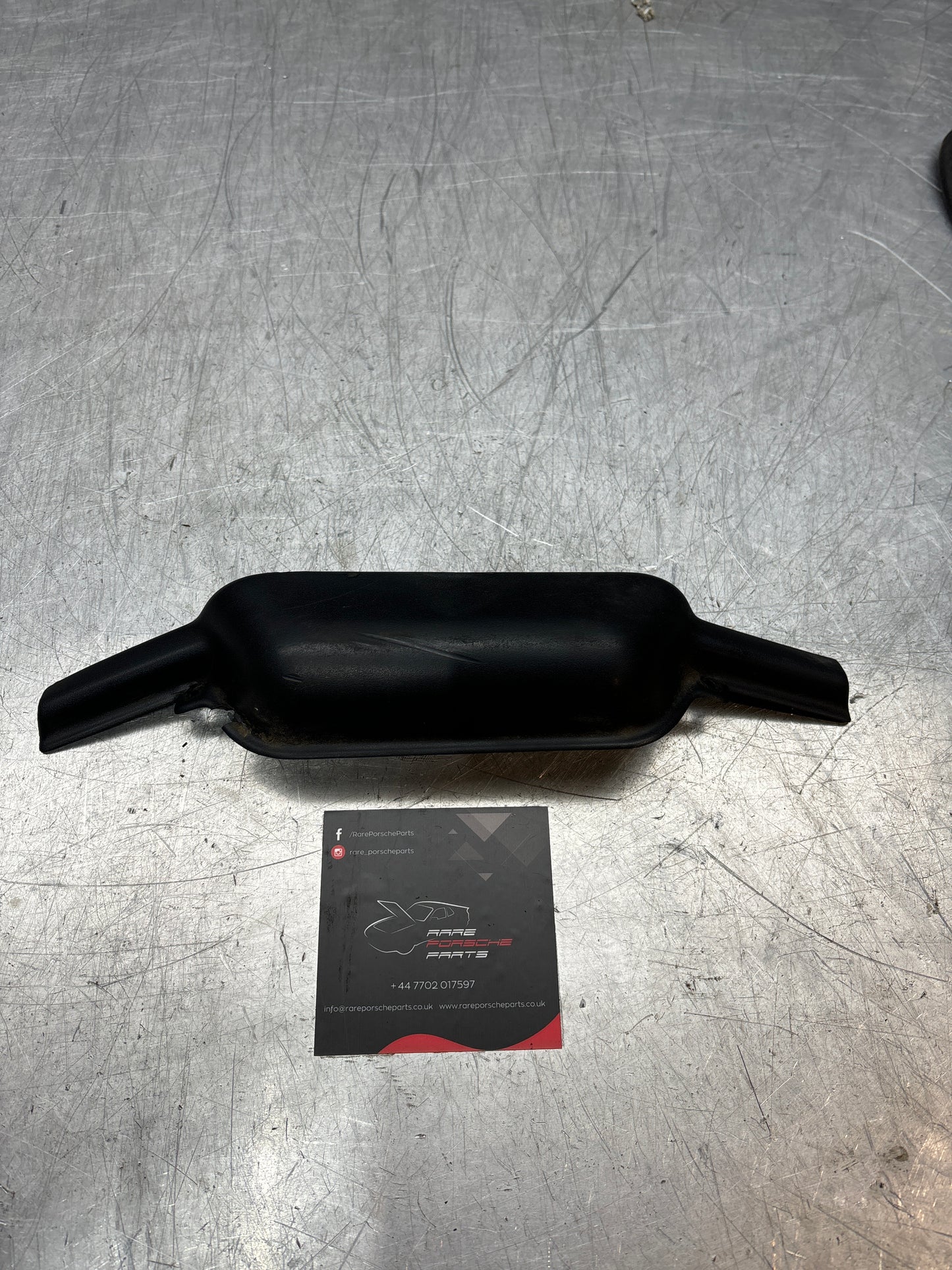 Porsche 964 / 944 / 928 seat trim cover, damaged 92852176005