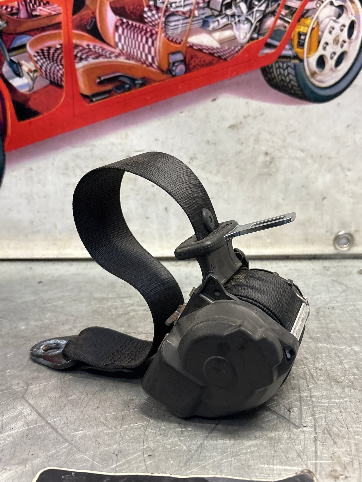 Porsche 911 996 rear right seatbelt, used 99680303601