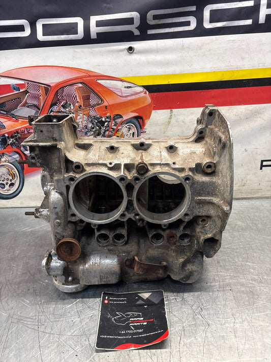 Porsche 914 1.7L engine case, used EA061528