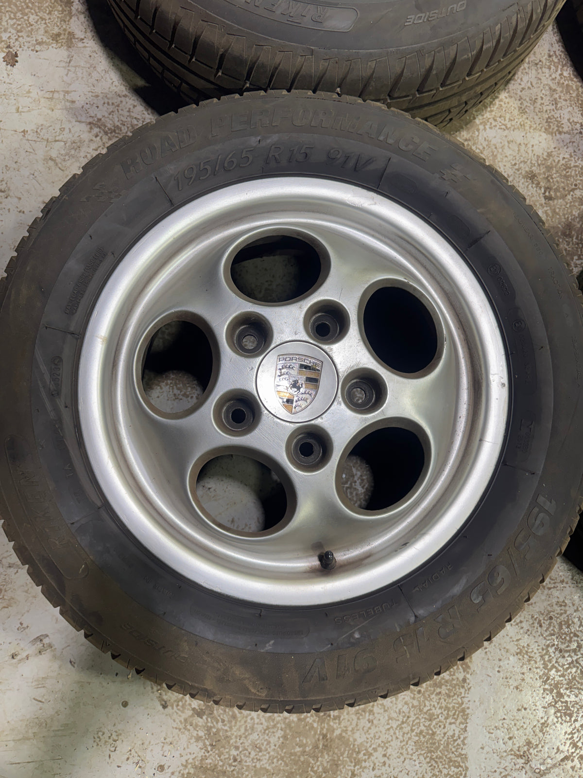Porsche 924S tele dial Wheels. 6Jx15 ET52.3 - 94436210200- Used
