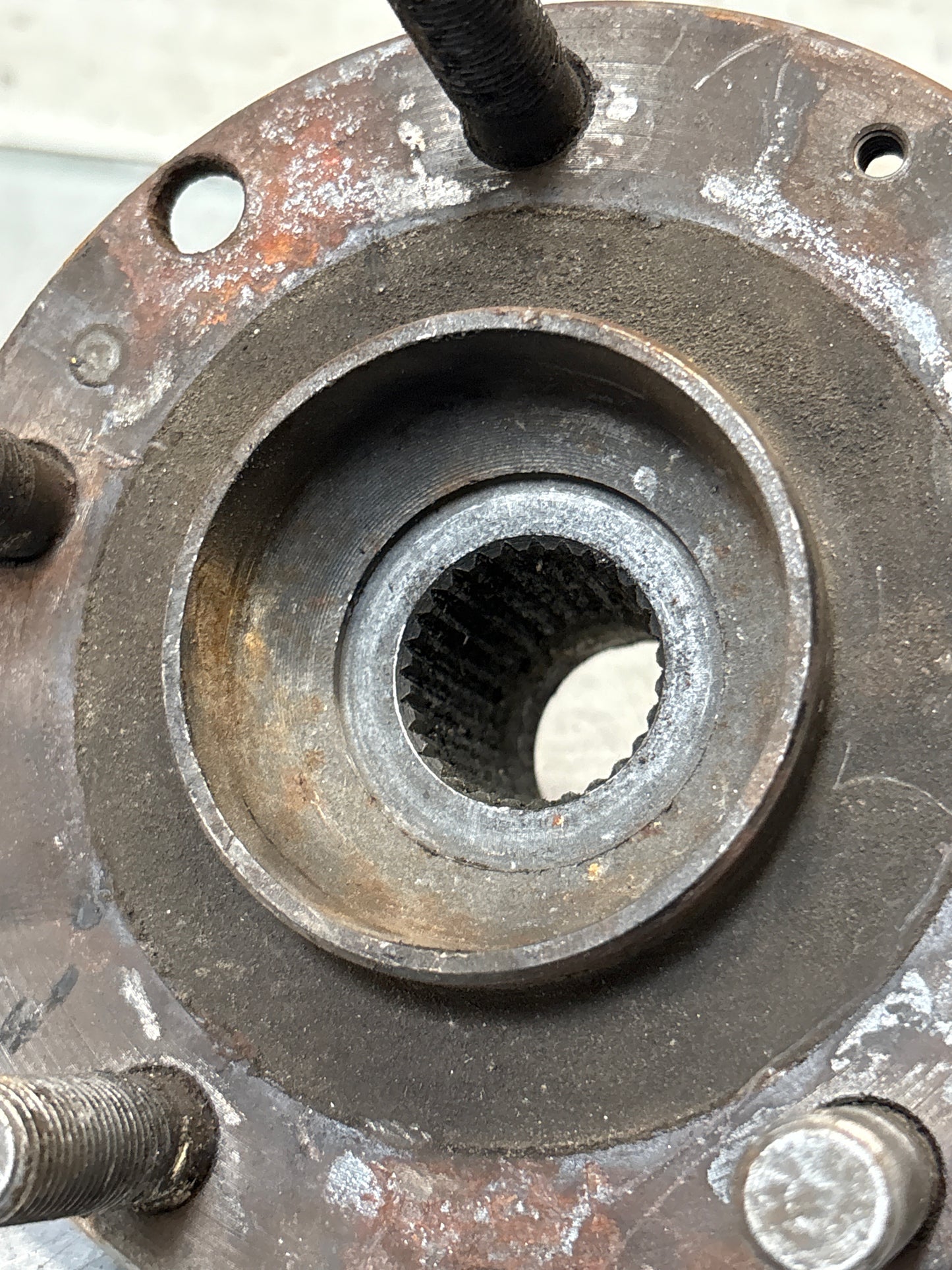 Porsche 928 rear wheel hub, 92833106507, used with short stud bolt