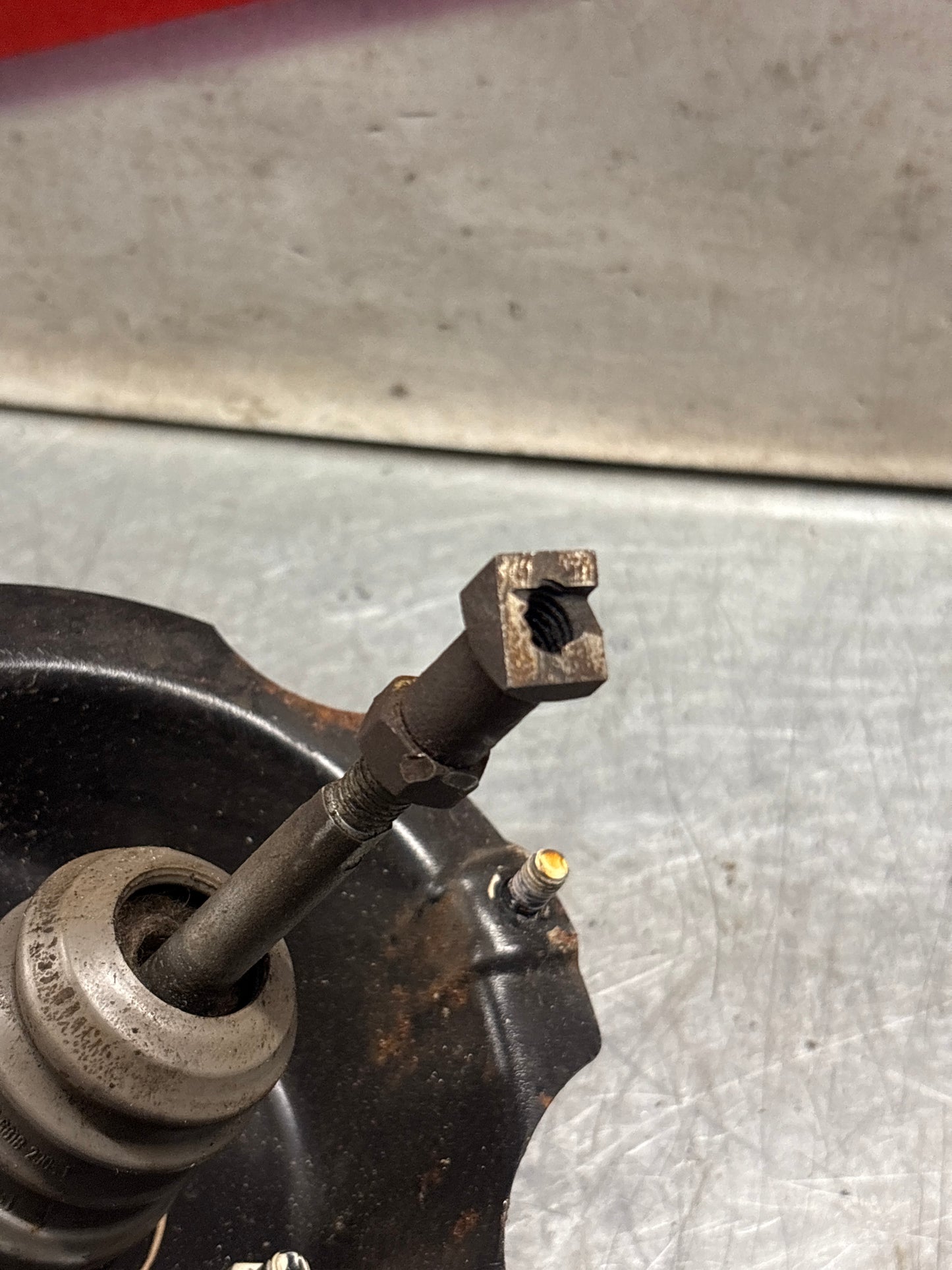 Porsche 944 924 brake booster, used 477611907H