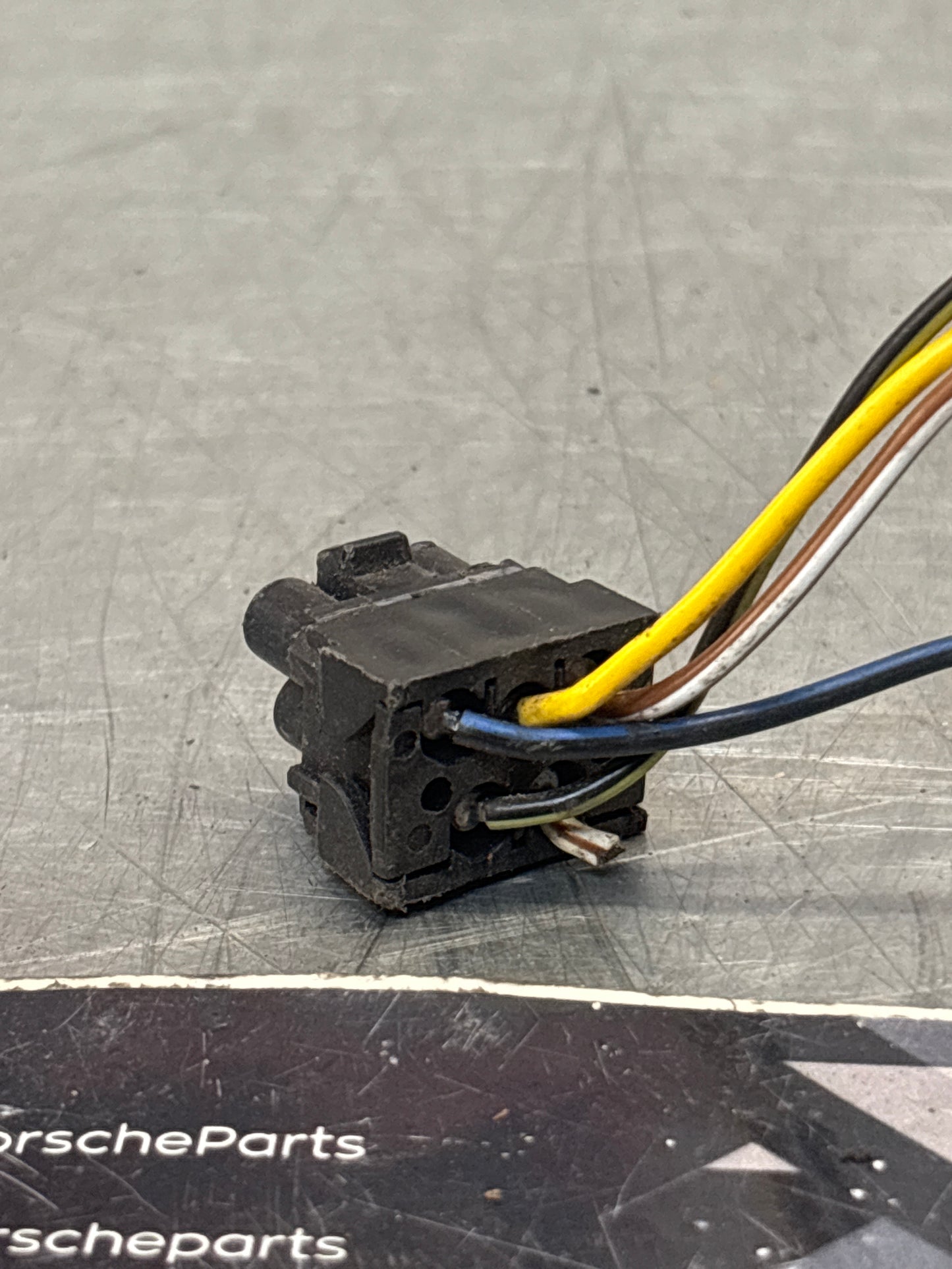 Porsche 911 / 928 mirror switch connector, used 92861254200