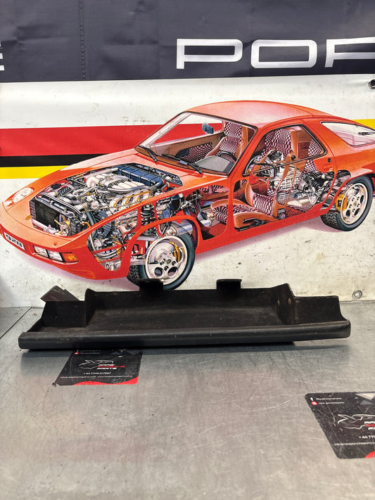 Porsche 928 under glove box shelf, black 92855207702 LHD only, used