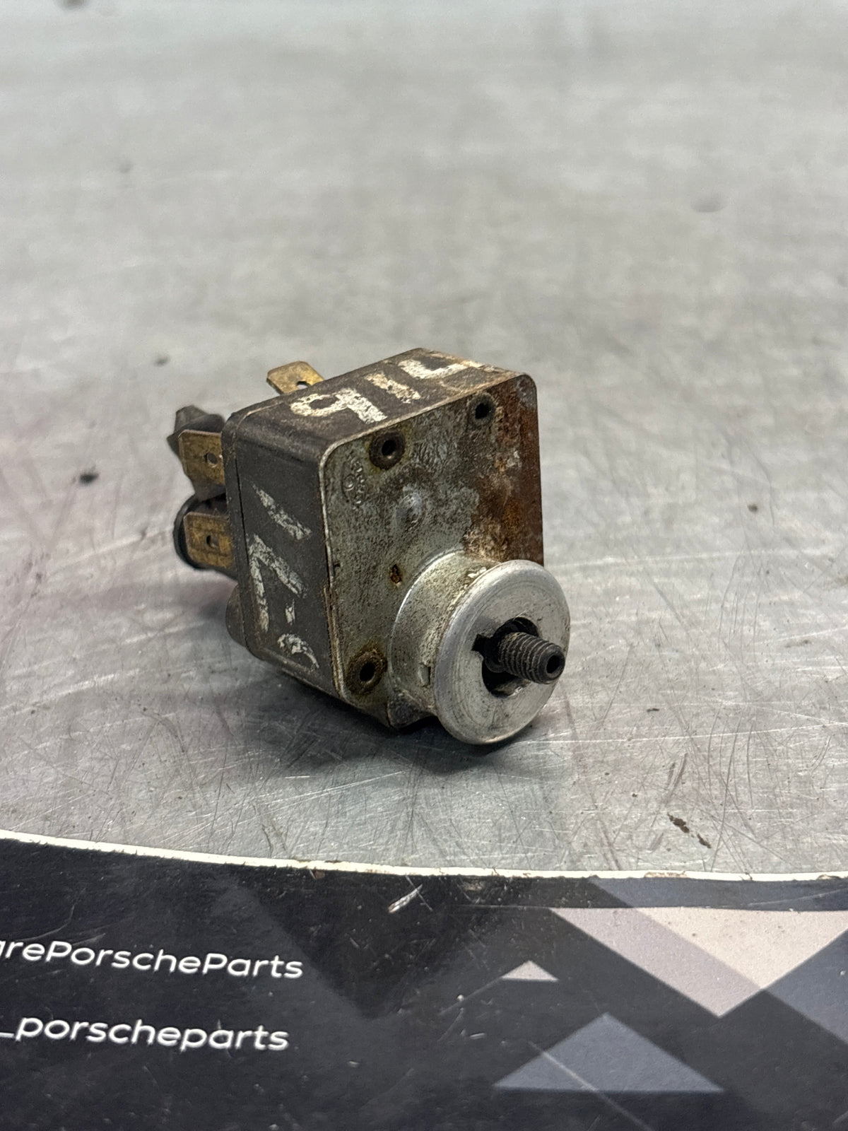 Porsche 914 wipe switch, for spares or repair 141955517A