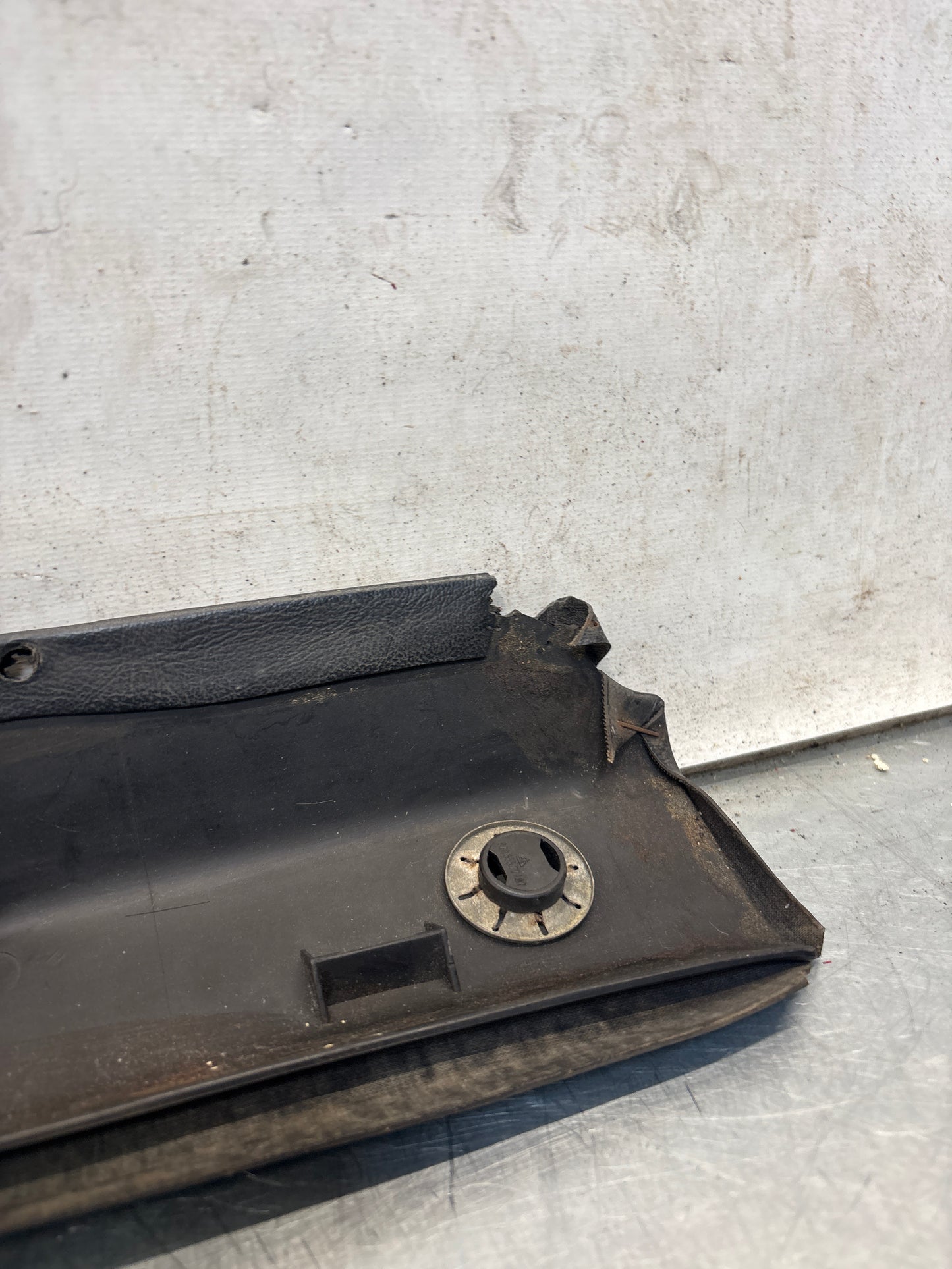 Porsche 928 tailgate interior trim, used, brown 92855504705