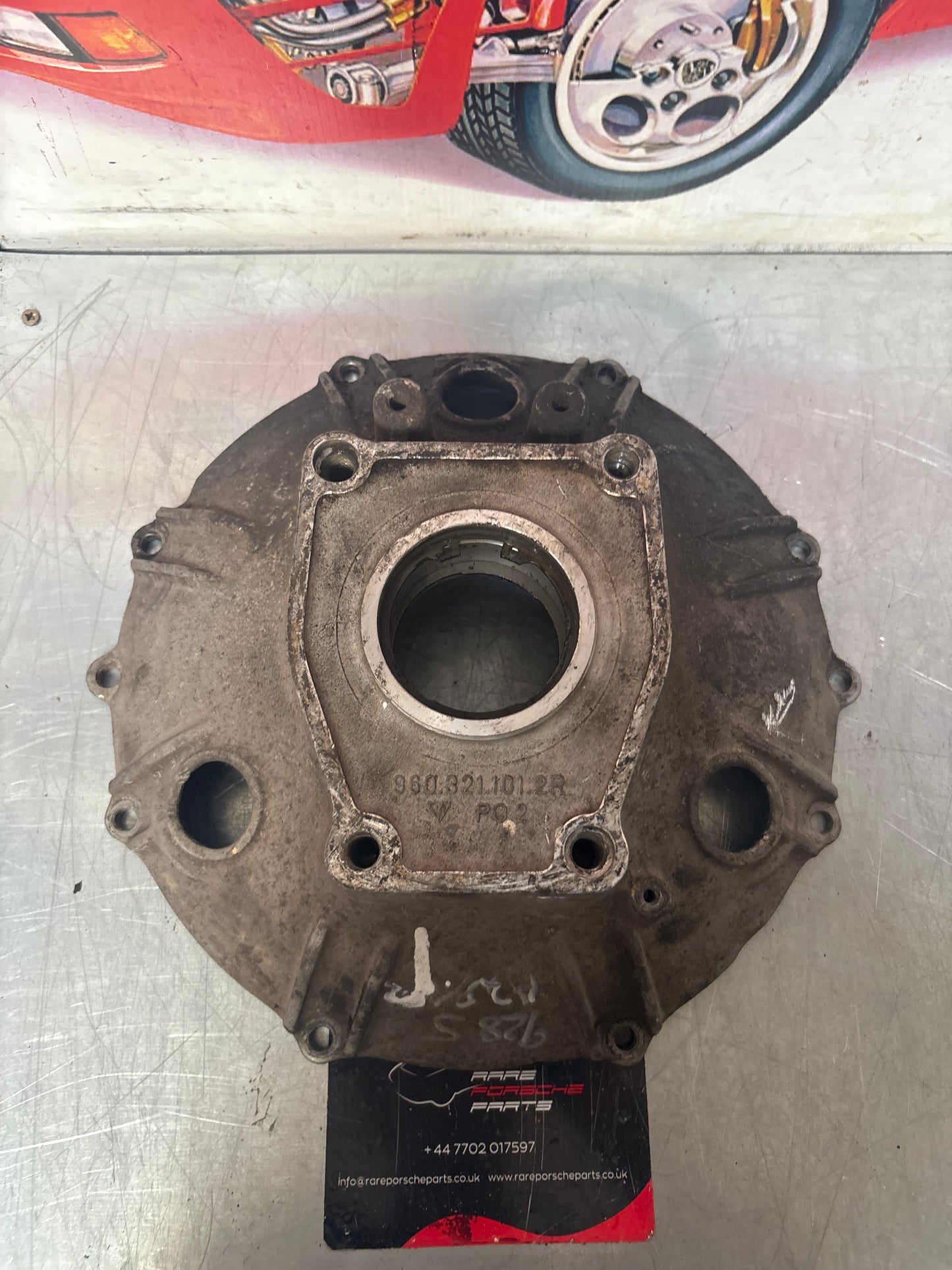Porsche 928 S bell housing, used 9603211012R